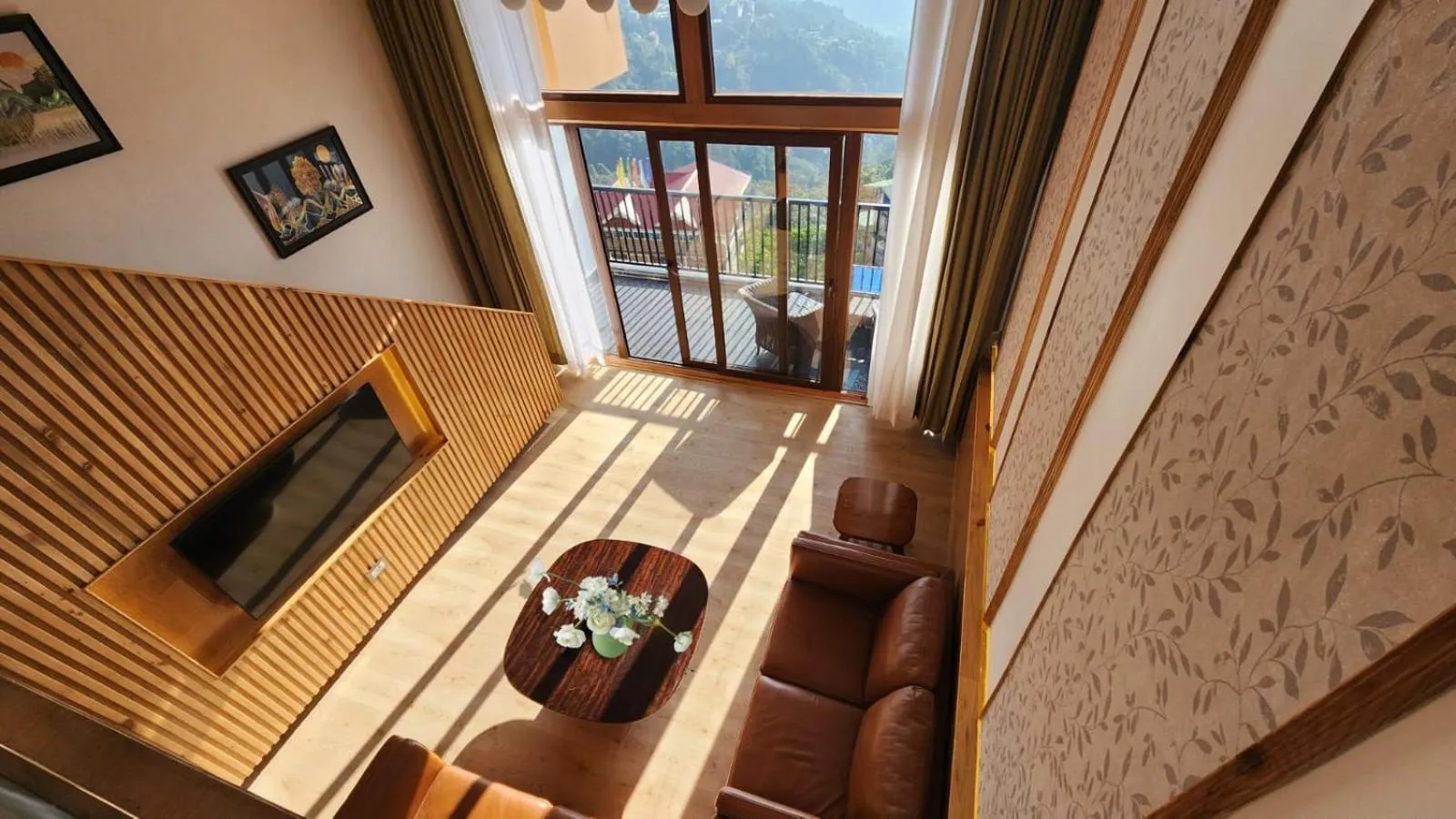 TV and multimedia in Summit Grand Resort & Spa