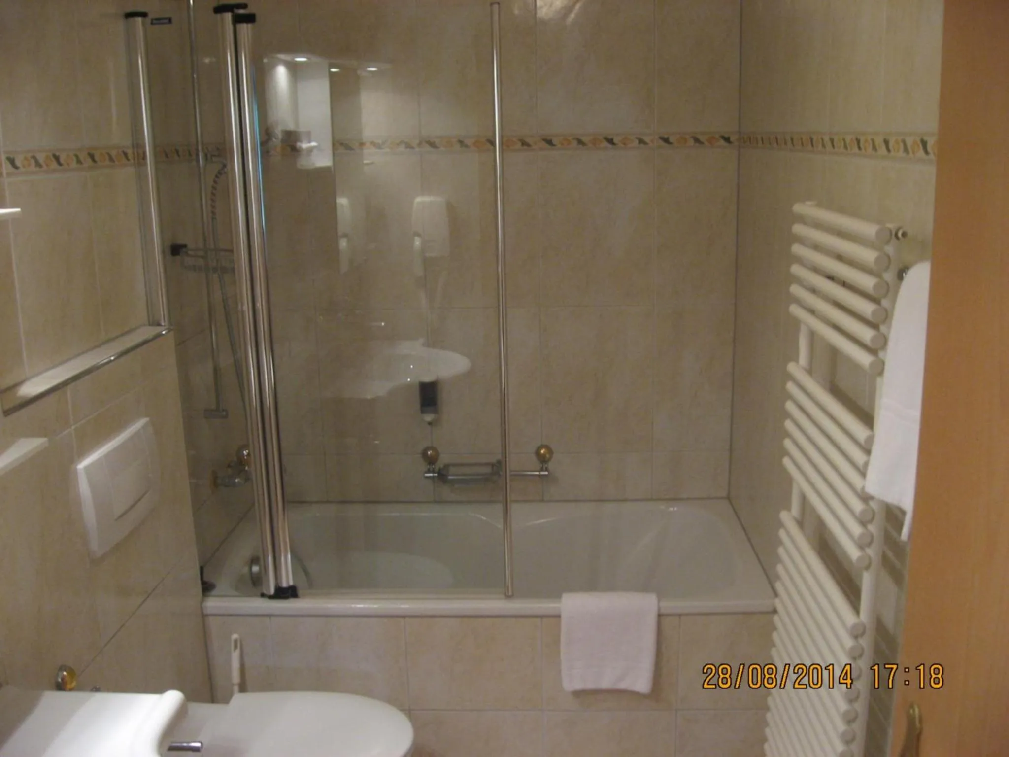 Bathroom in Hotel Eigerblick