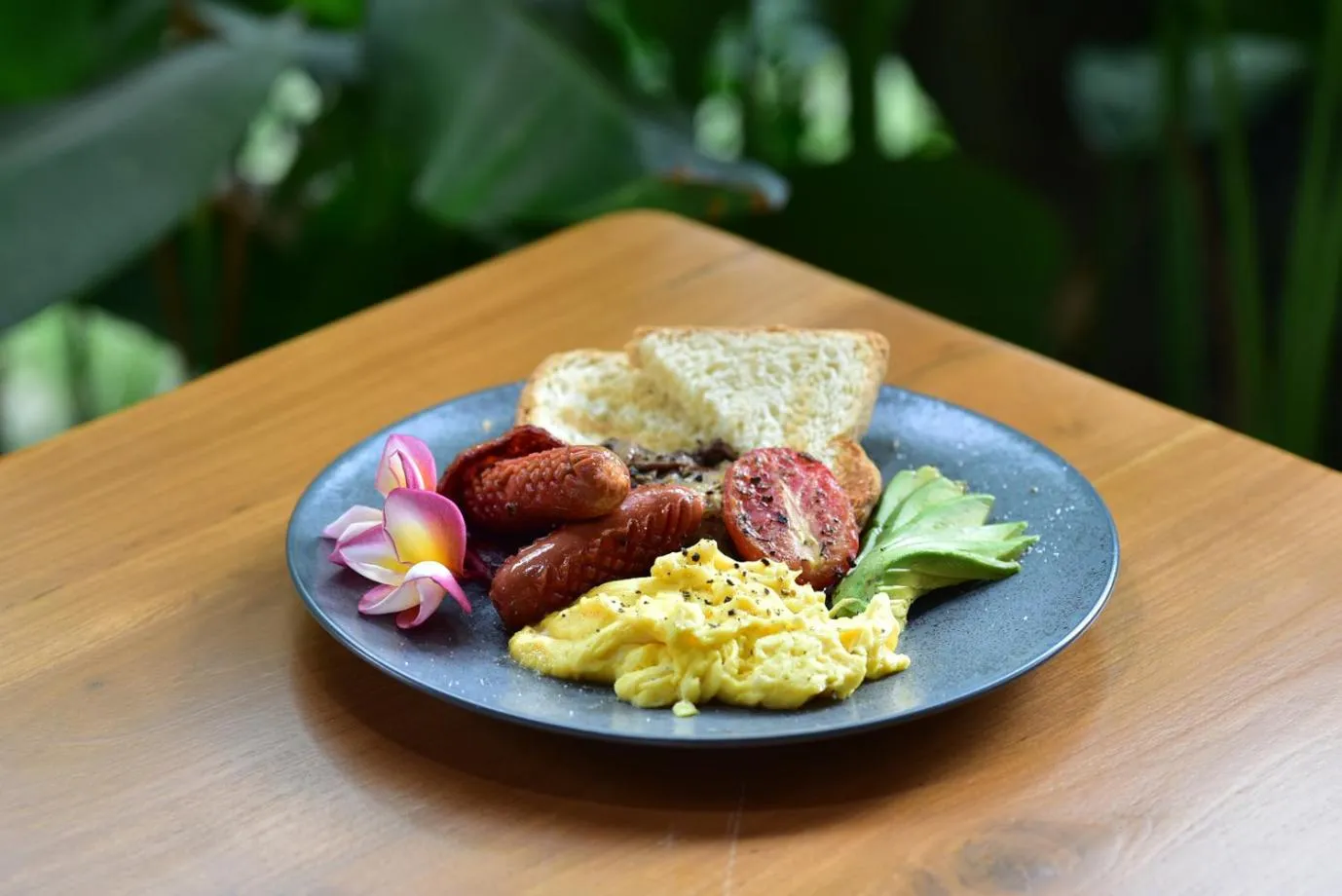 Breakfast in Mahayoga Ubud Private Pool Villa Spa And Resto