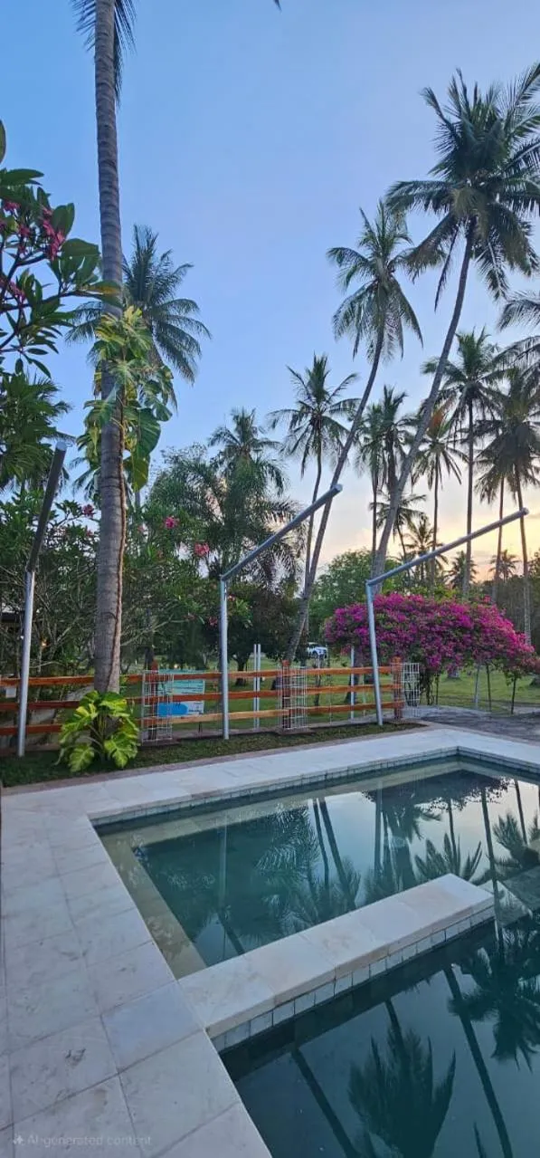 Swimming pool in Medana Bay Marina