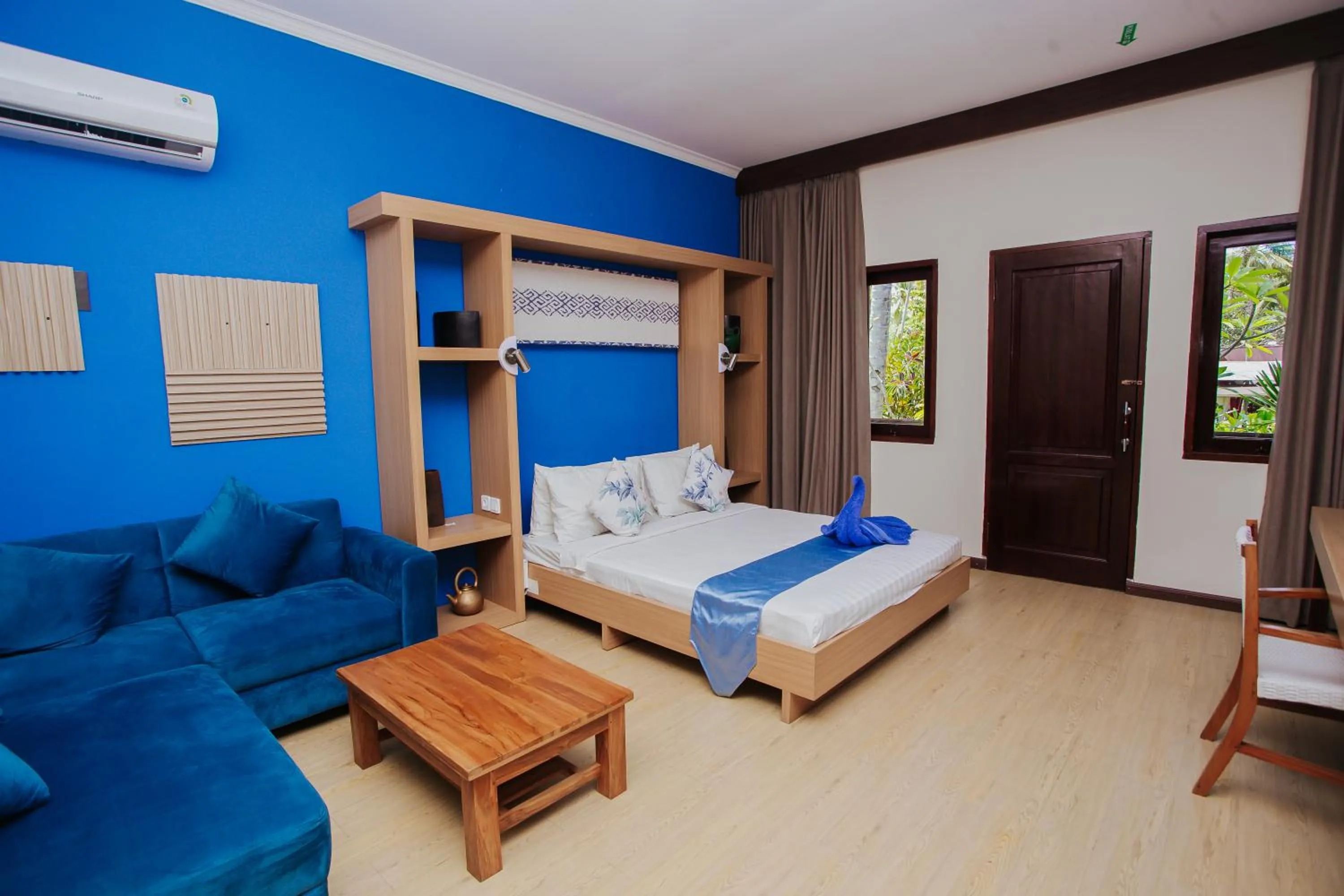 Bed in Medana Bay Marina