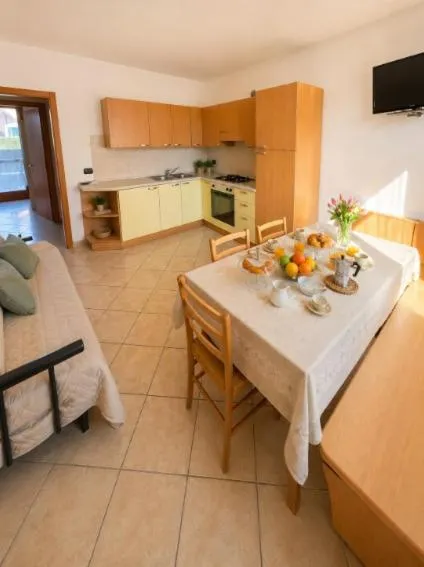 Lunch in Villa Dascia - Agenzia Cocal
