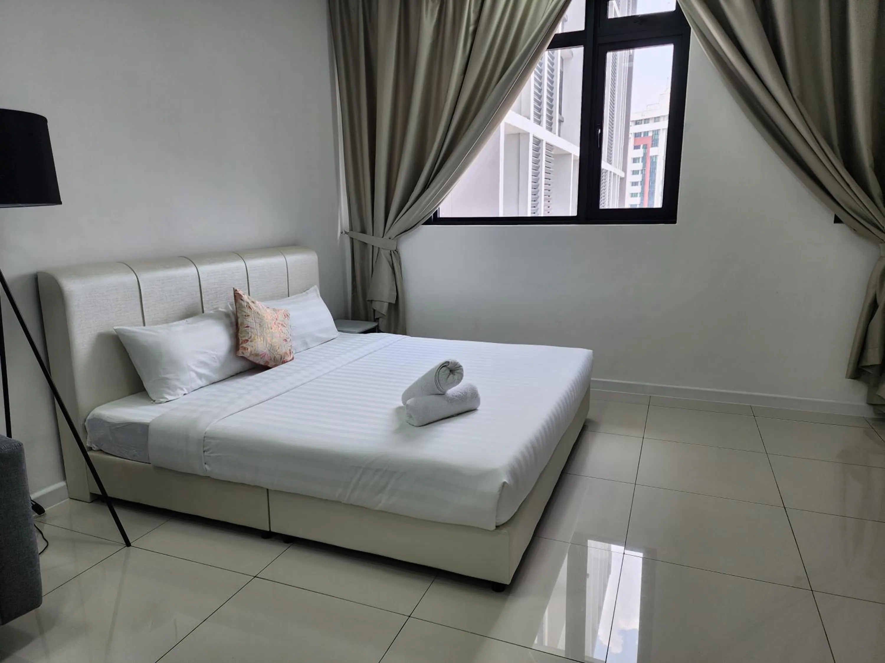Bed in Chambers Suites KLCC Serviced Apartment