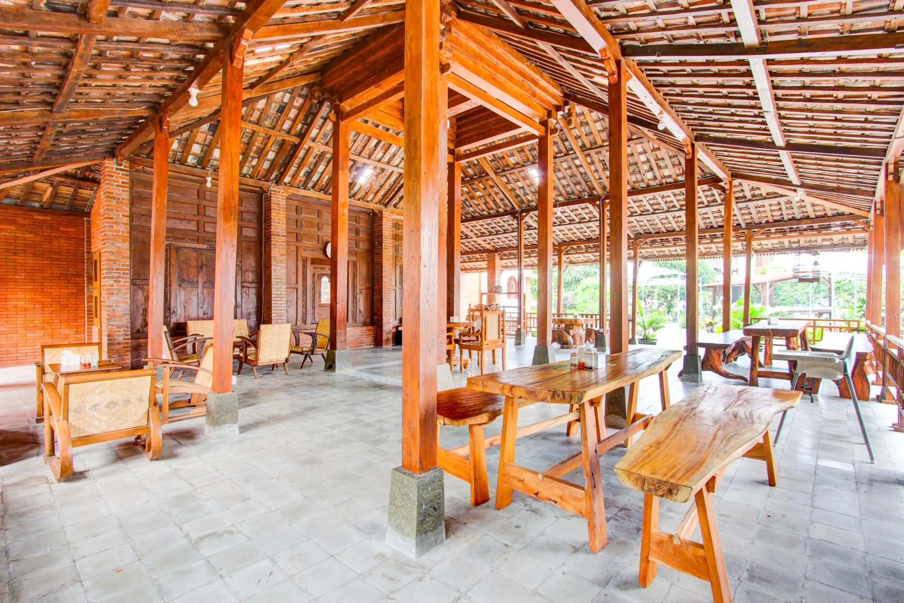 Lobby or reception in Capital O 93873 Sokkyo Homestay