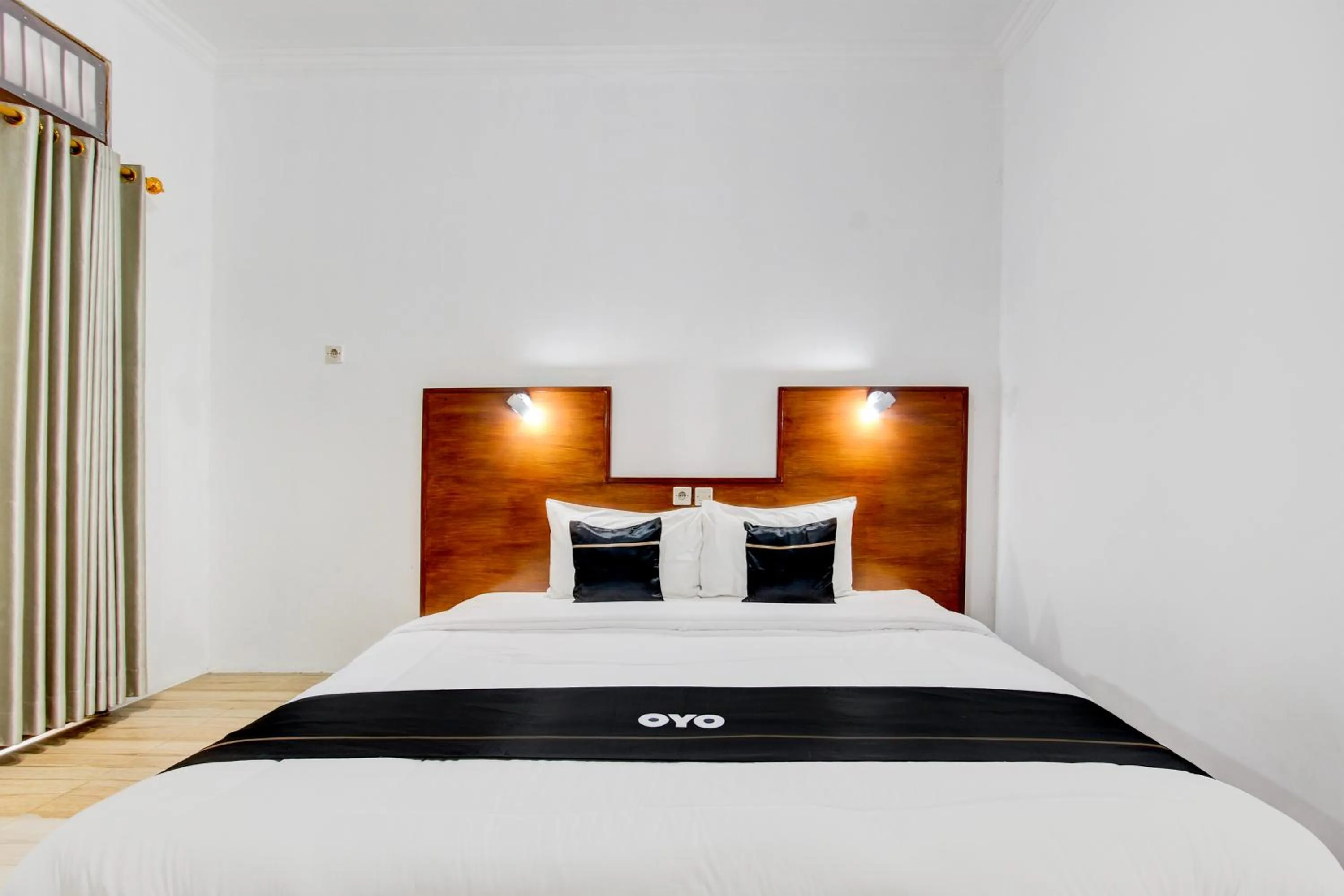 Bedroom, Bed in Capital O 93873 Sokkyo Homestay