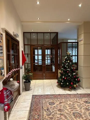 Facade/entrance in THOLOS HOTEL