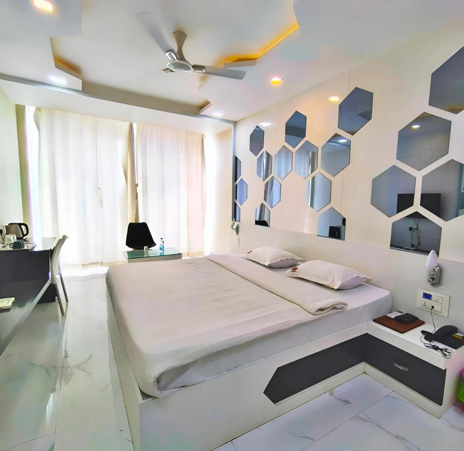 Bed in VITS Select Grand Inn, Ratnagiri