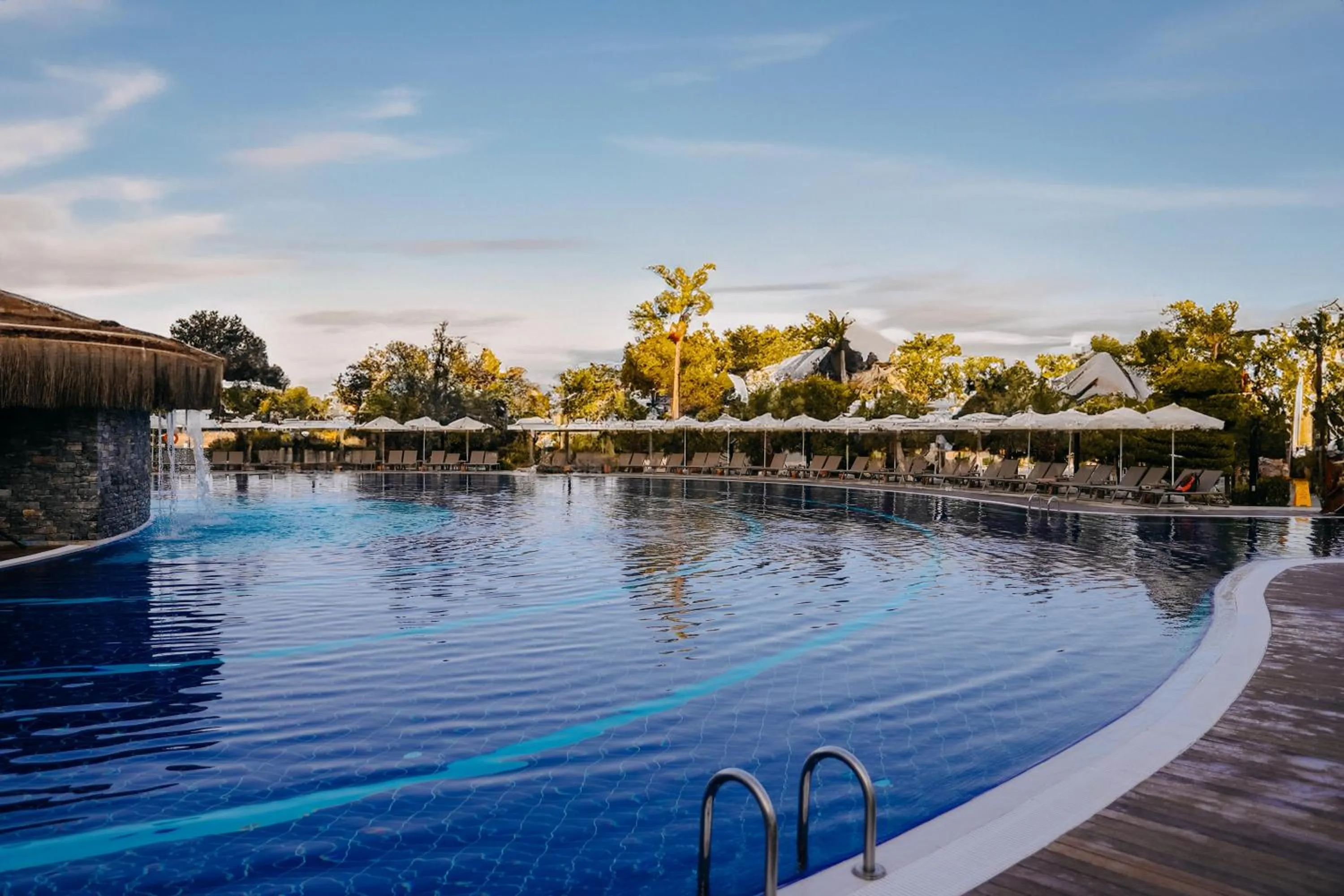 Swimming pool in Prive Hotel Didim - Ultra All Inclusive