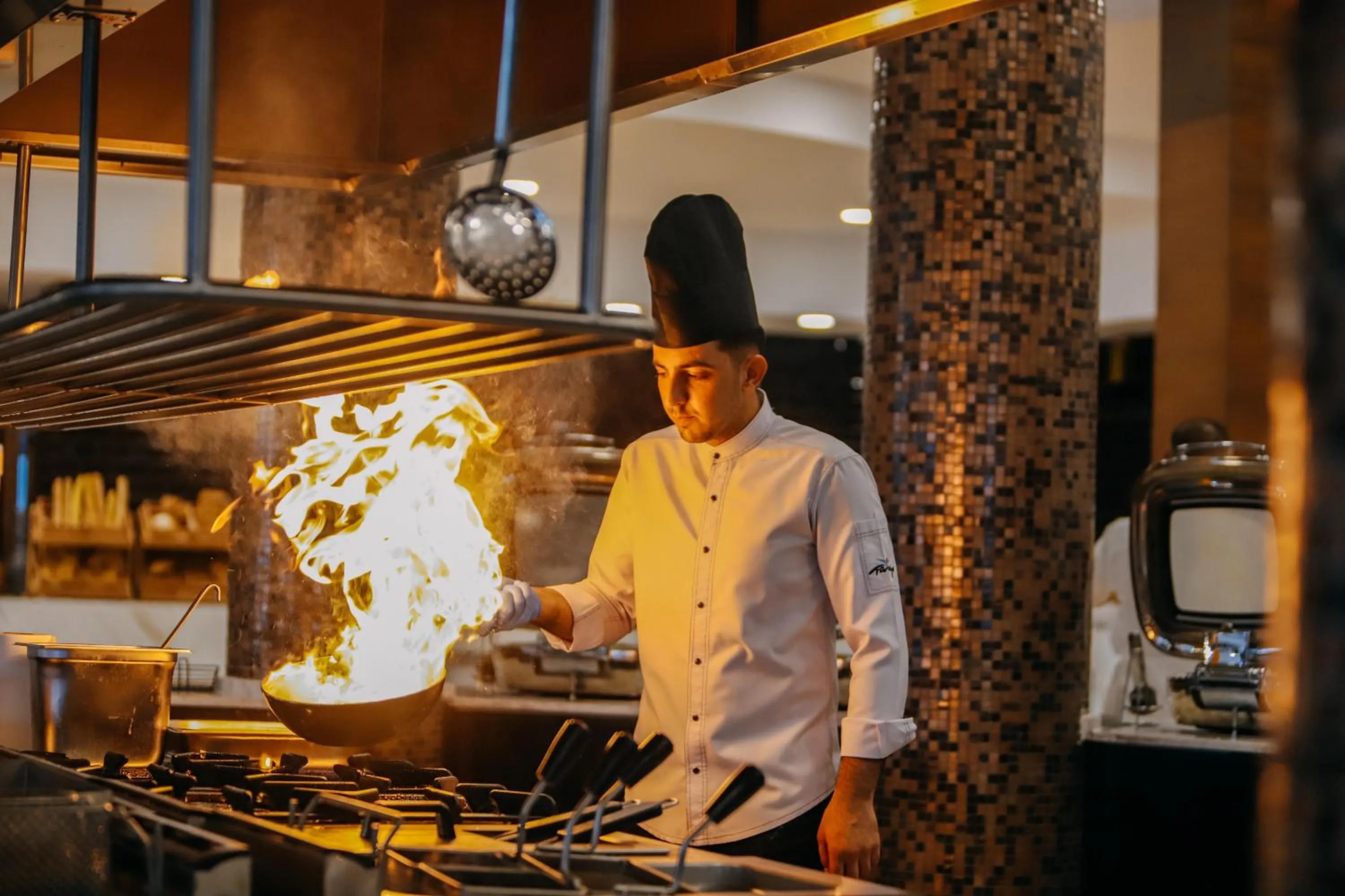 People in Prive Hotel Didim - Ultra All Inclusive