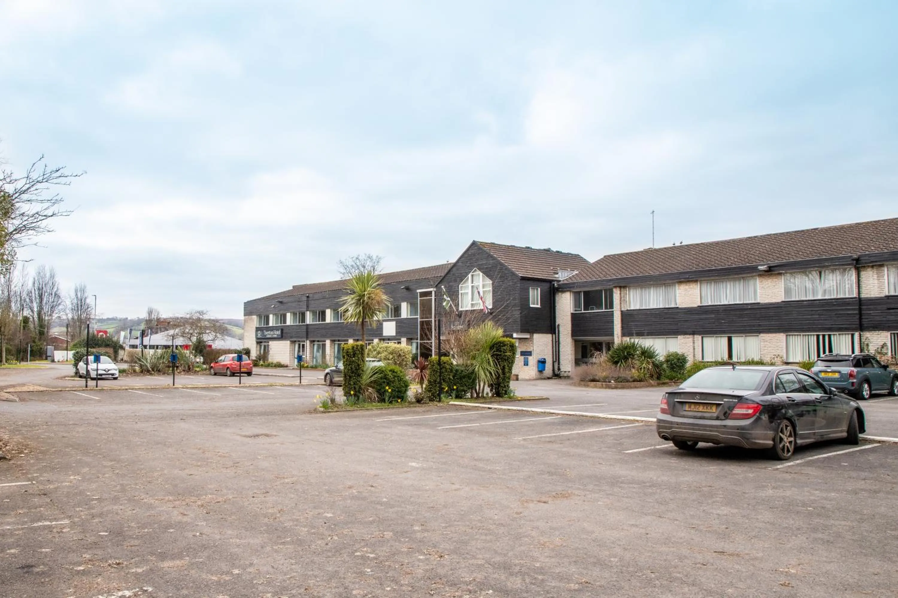 Property building in Tiverton Hotel Lounge & Venue