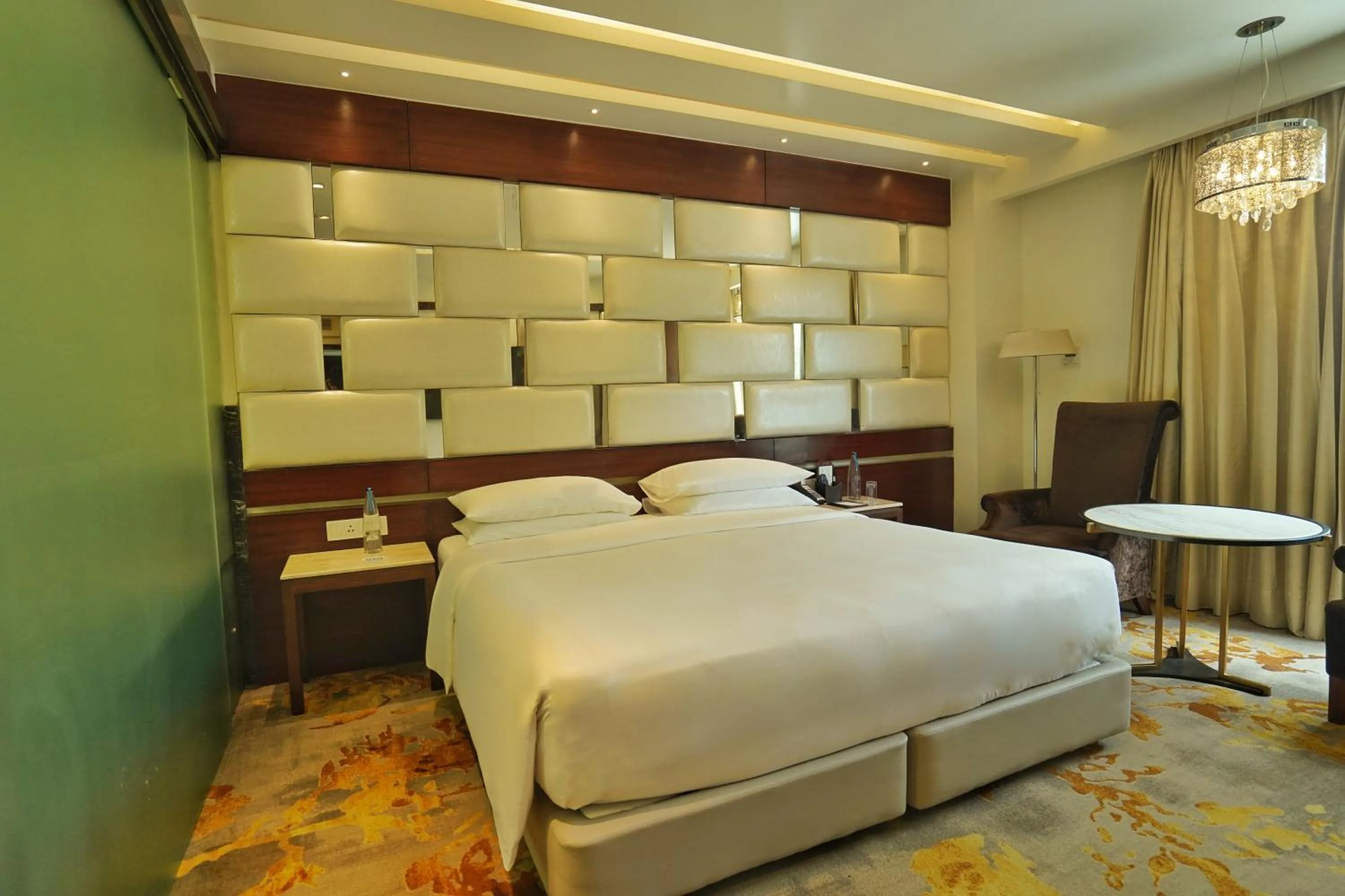 Bedroom, Bed in Hyatt Centric Rajpur Road Dehradun