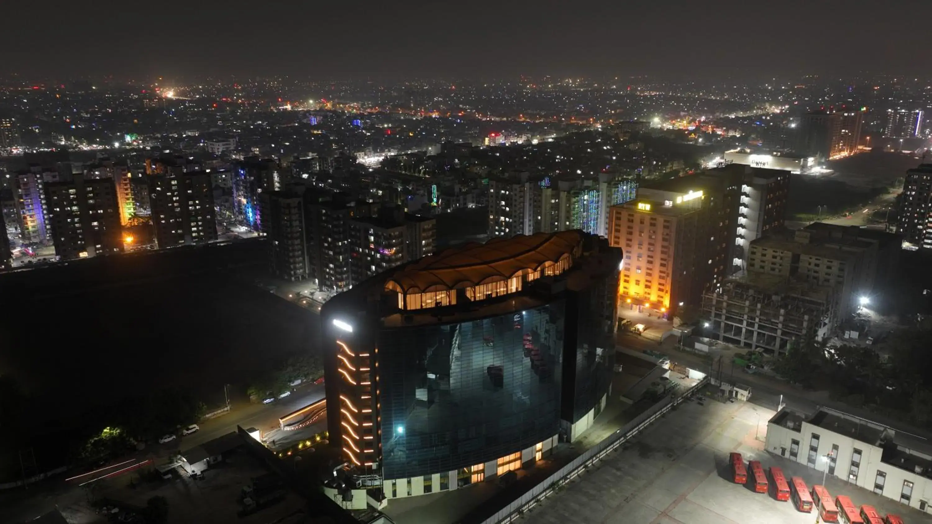 Property building in Regenta - The World Surat Property building in Regenta - The World Surat