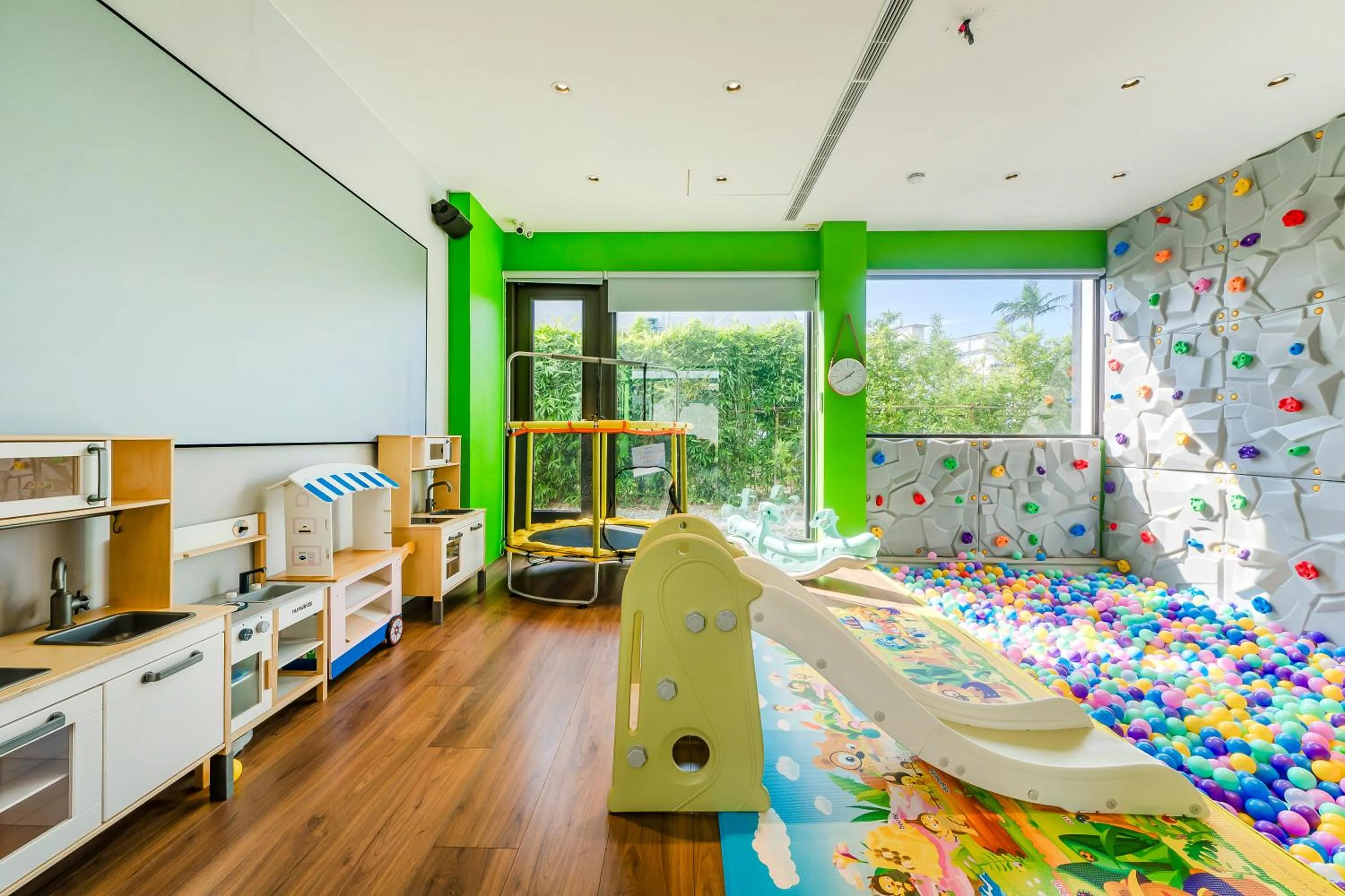 Children play ground in Ning Xia Time