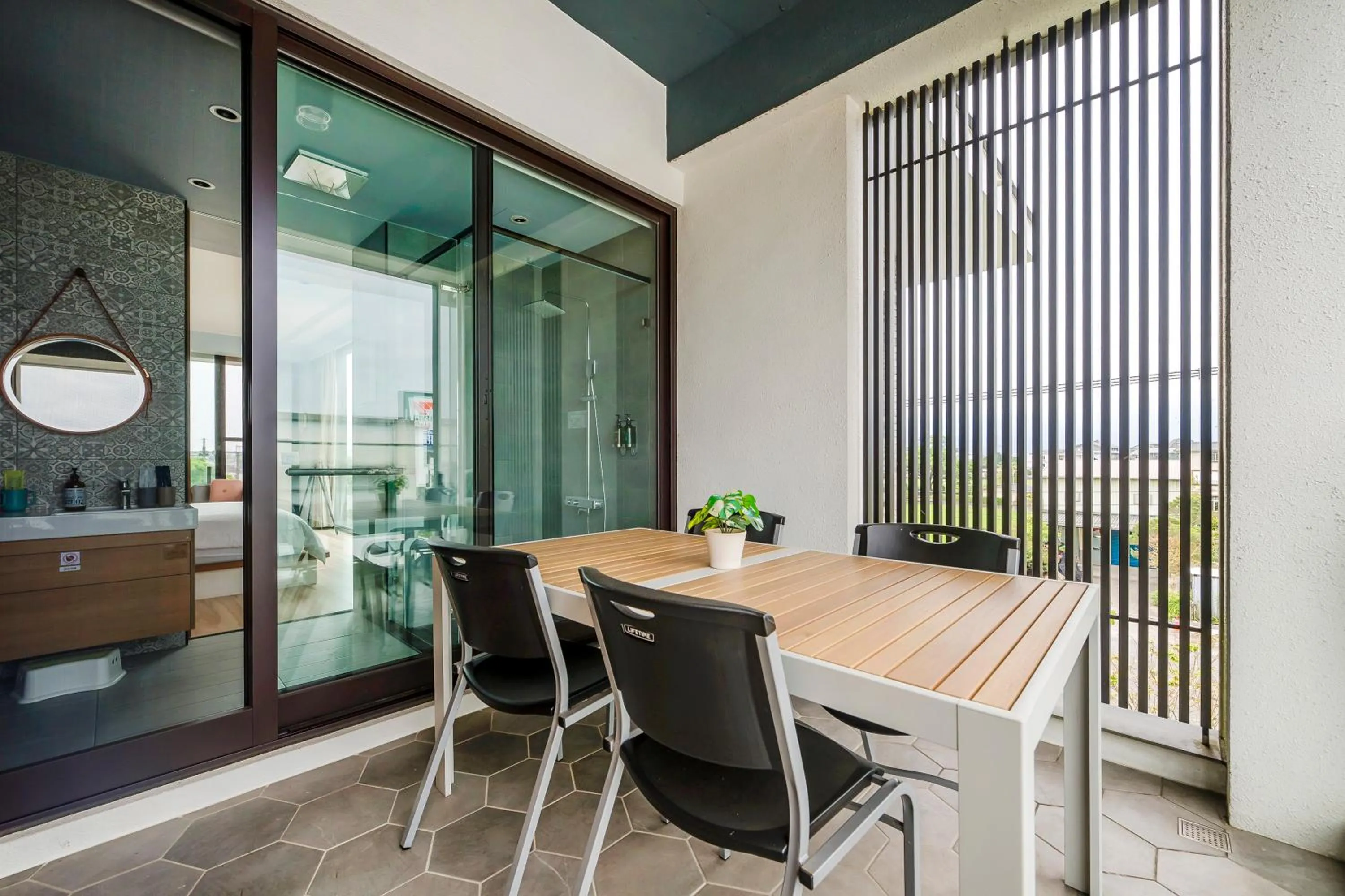 Patio in Ning Xia Time