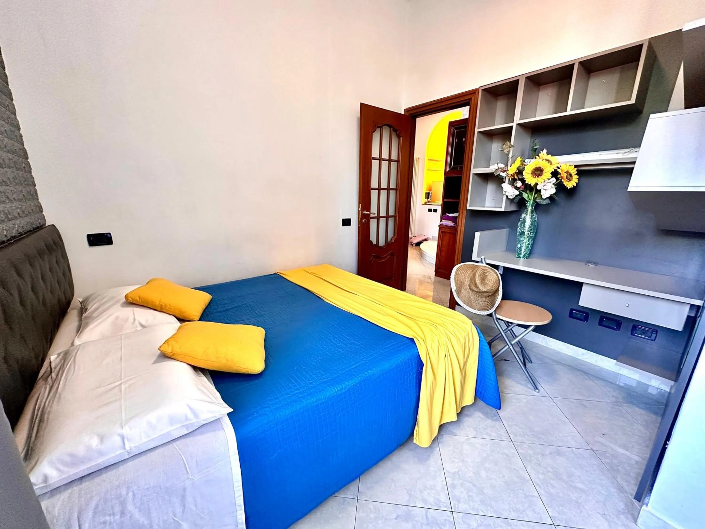 Bed in The Comfort apartment