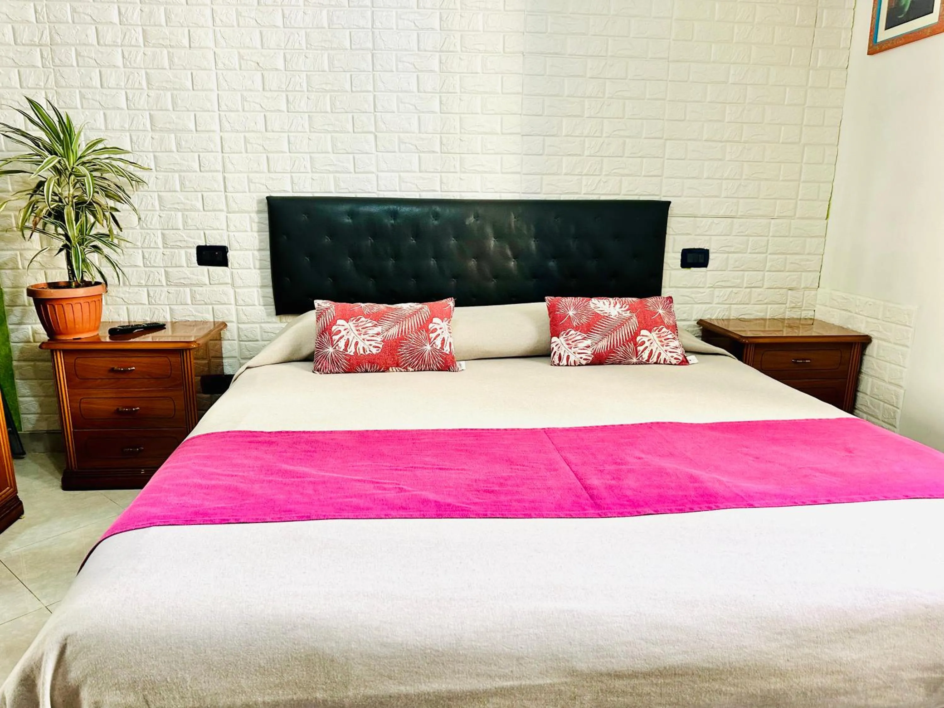 Bed in The Comfort apartment