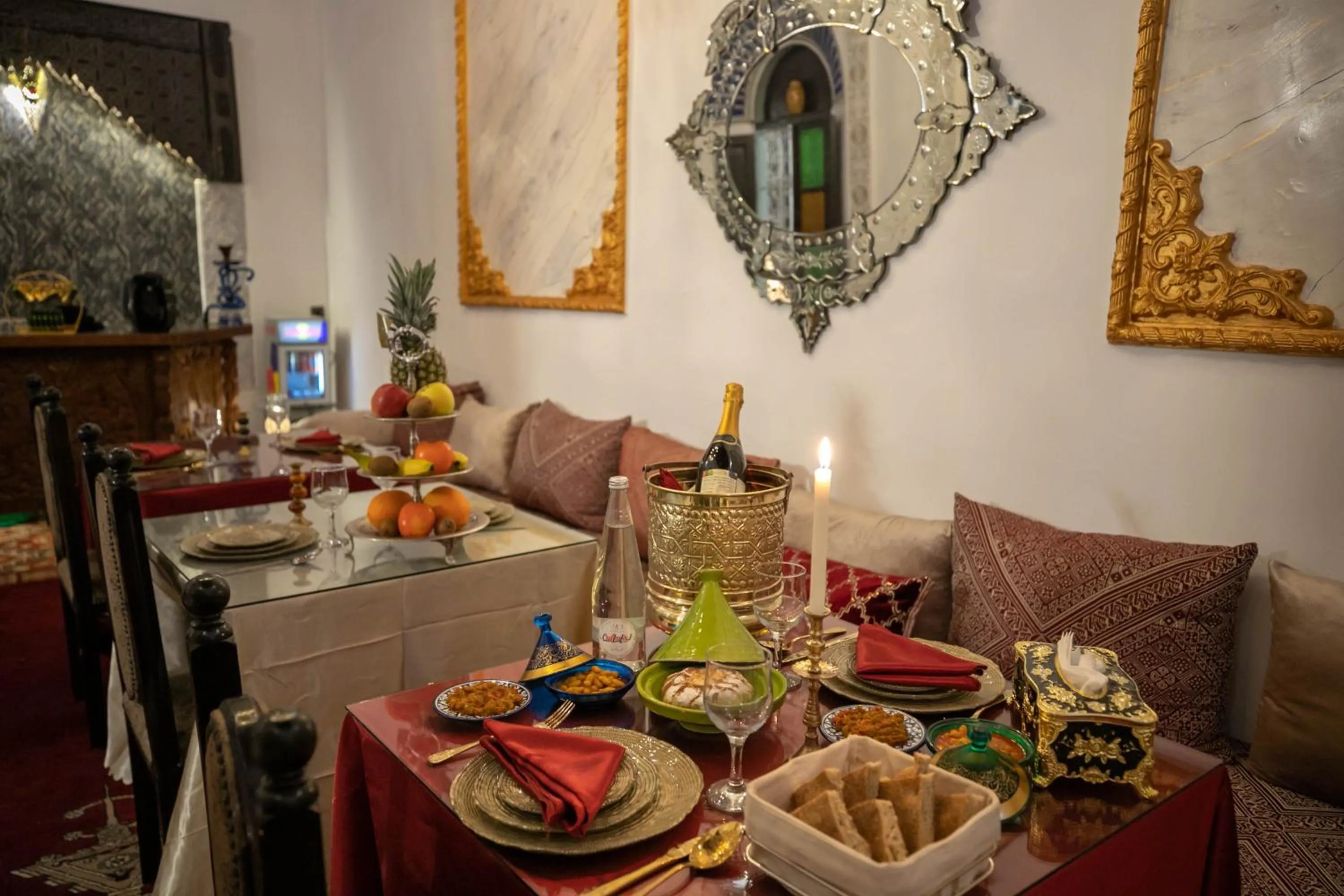 Restaurant/places to eat in Palais Chahd Luxury