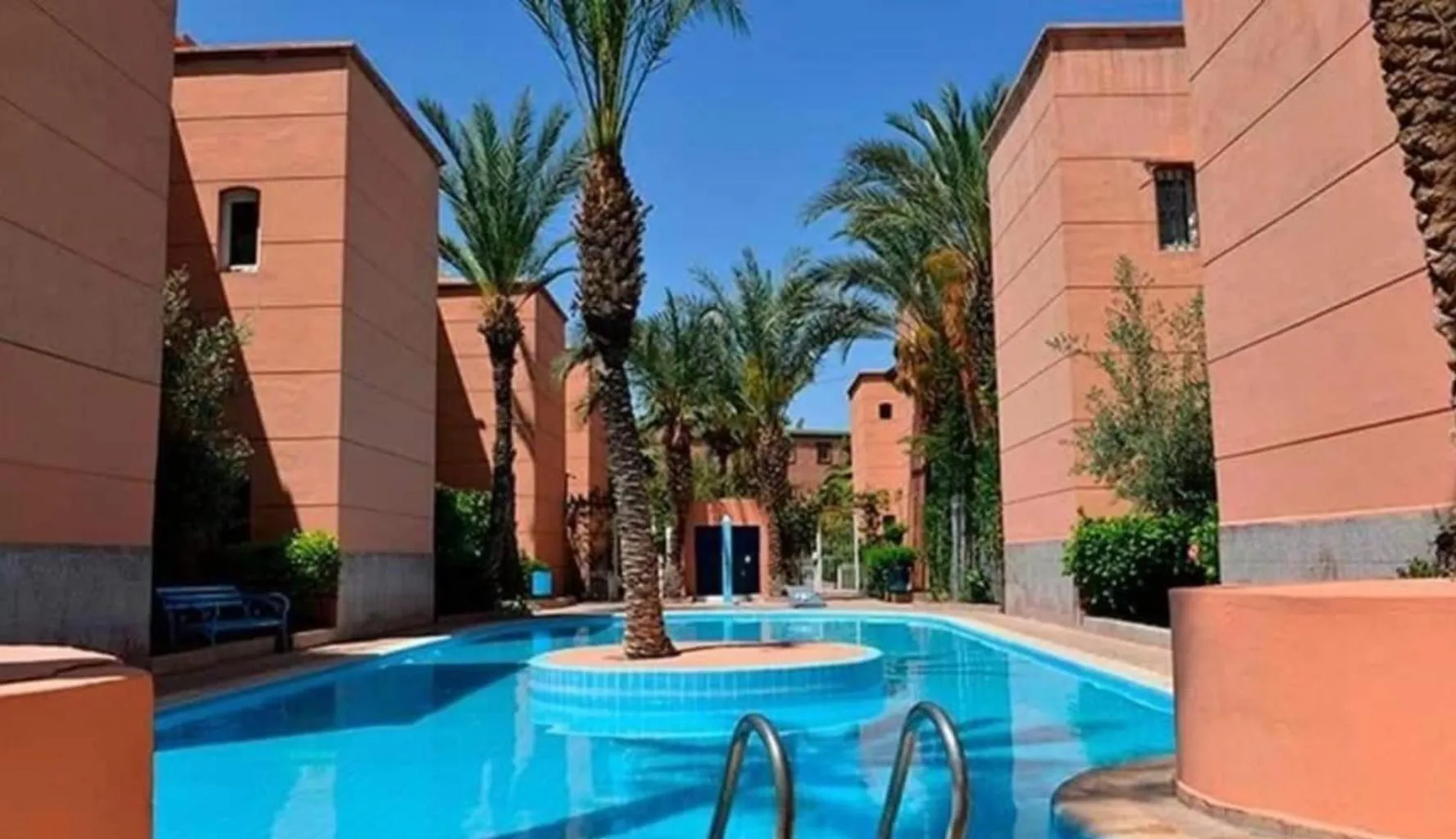 Riad Nezha avec jacuzzi et au cœur de Marrakesh