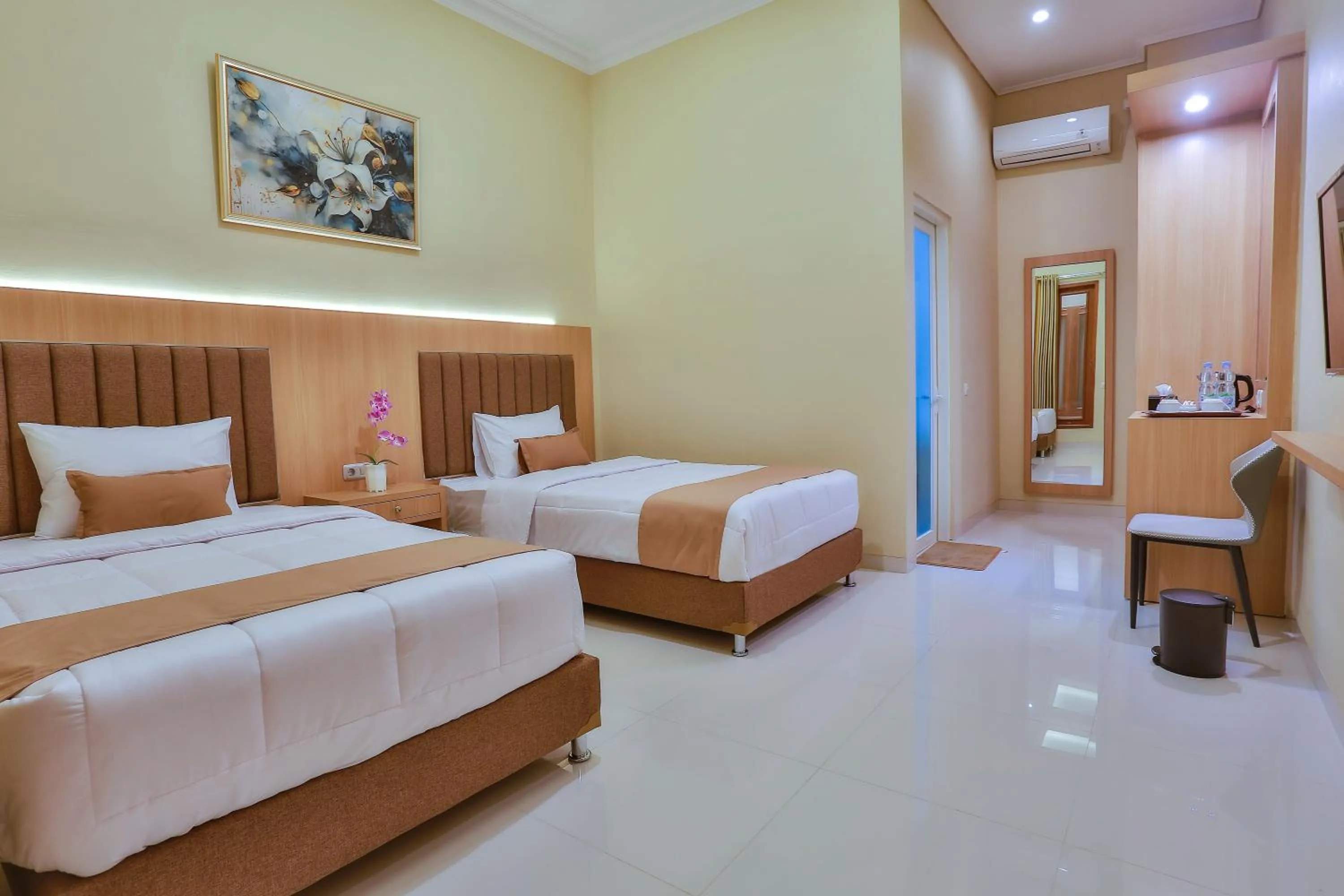 Bed in The Horizontal Hotel Pacitan