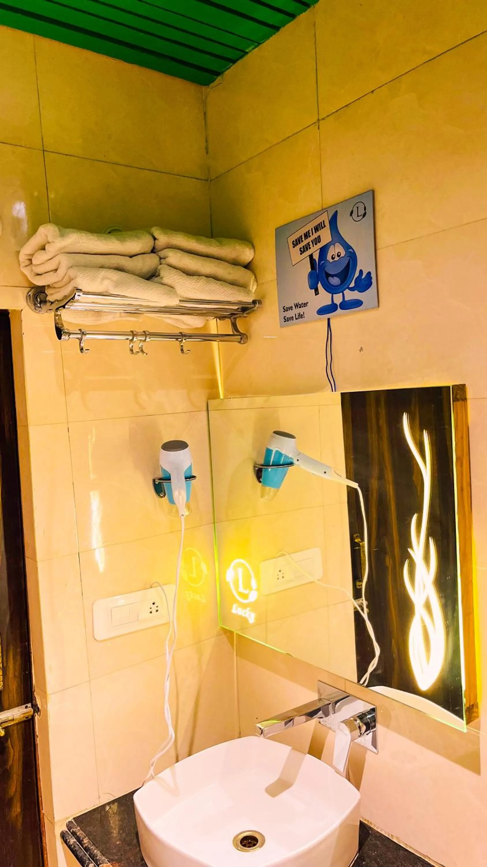 Bathroom in The Vacation Villa Agra A Boutique Hotel Near Taj Mahal