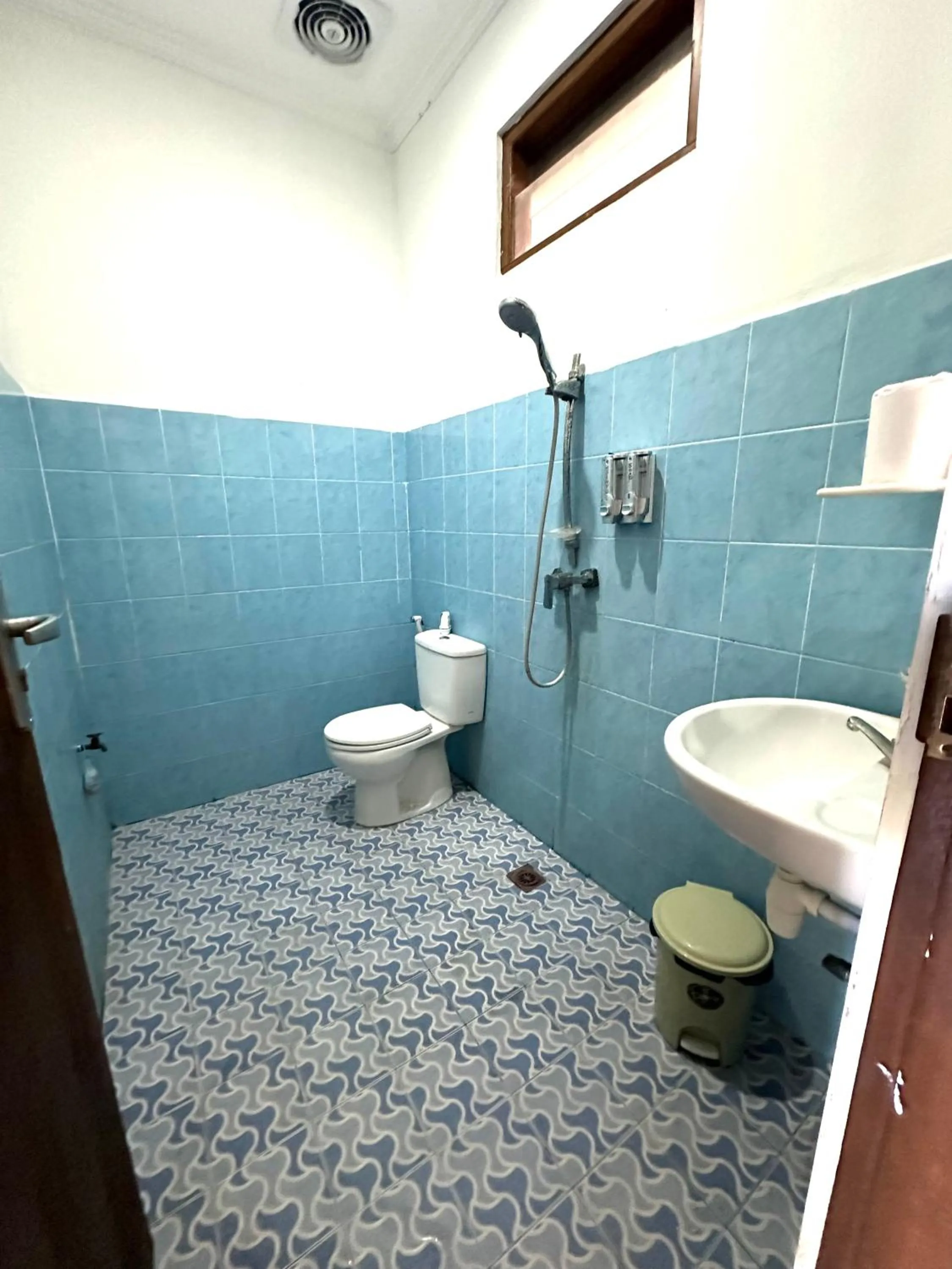 New Mekar Jaya Hotel