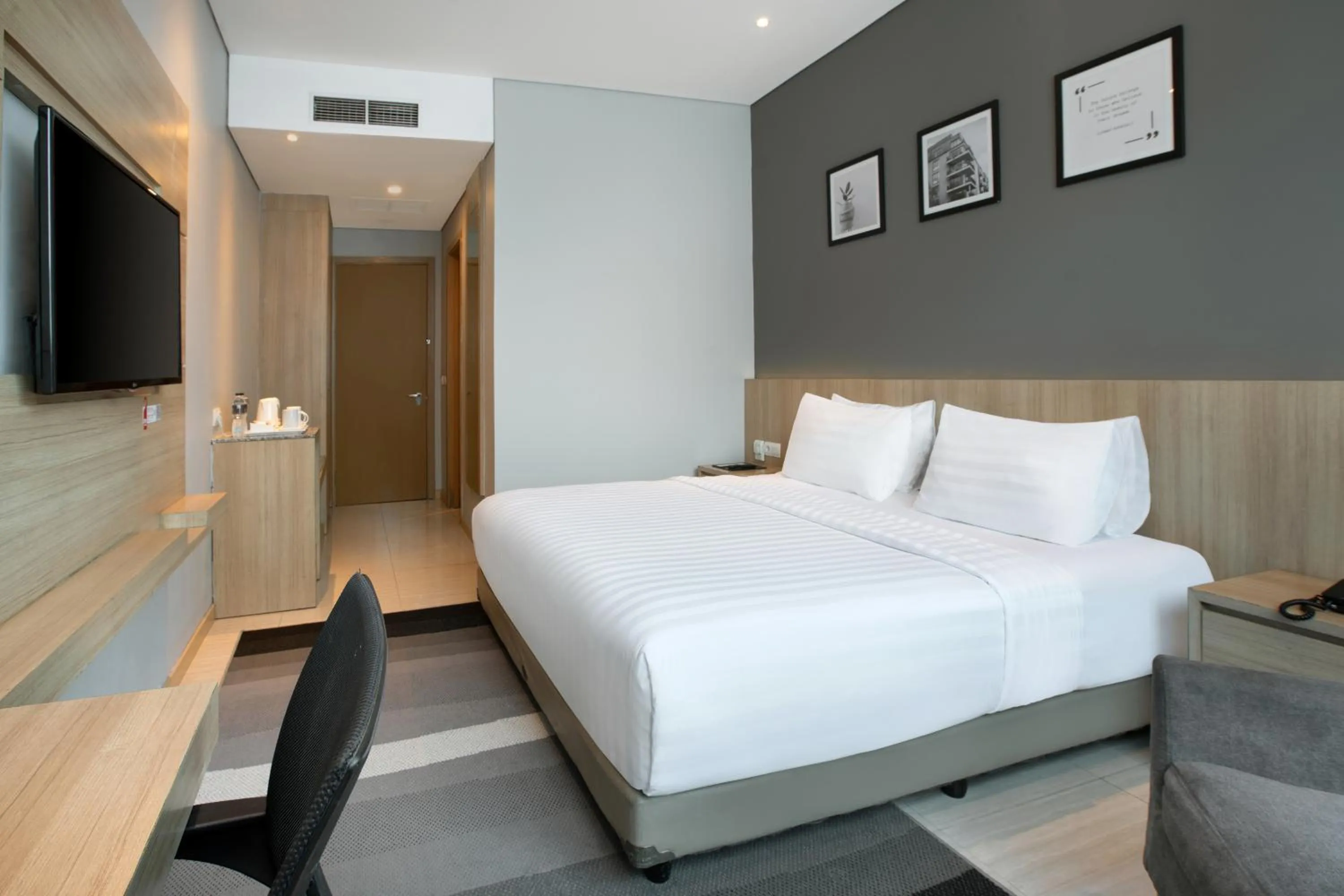 Bedroom, Bed in Grand Tjokro Premiere Bandung