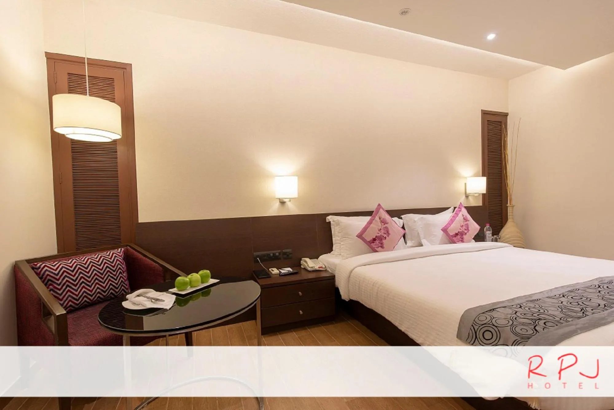 Bedroom, Bed in RPJ Hotel Rajkot