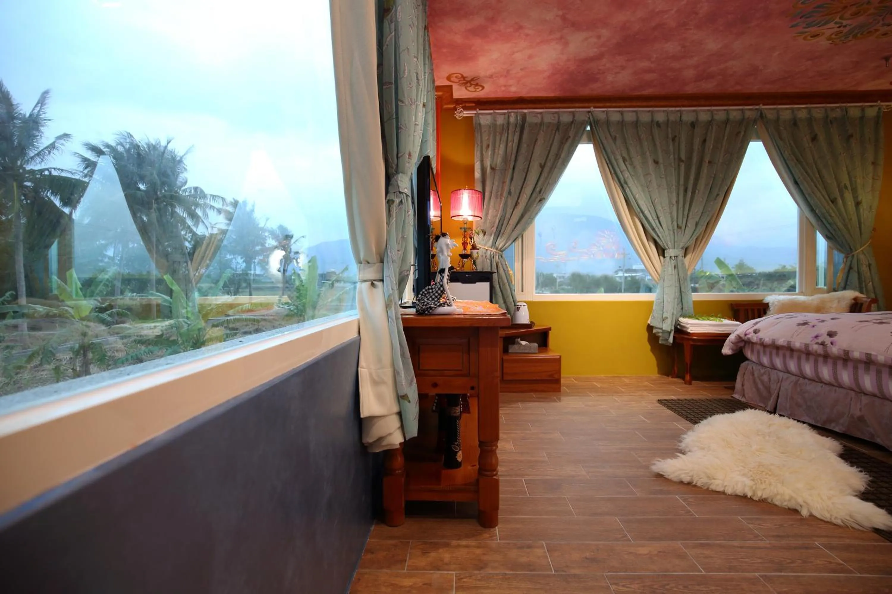 Bedroom, Bed in Sweet Heart B&B