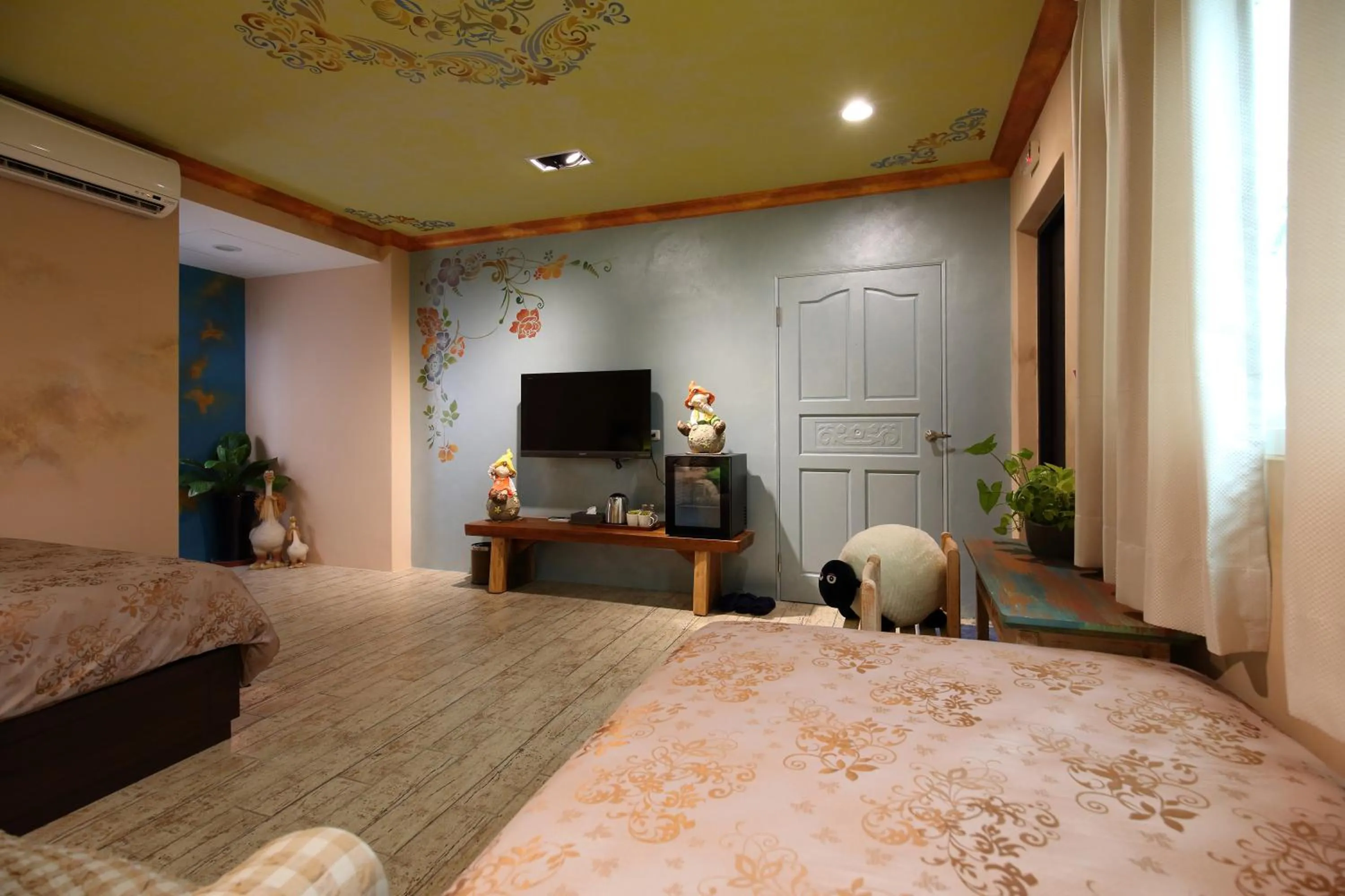 Photo of the whole room, Bed in Sweet Heart B&B