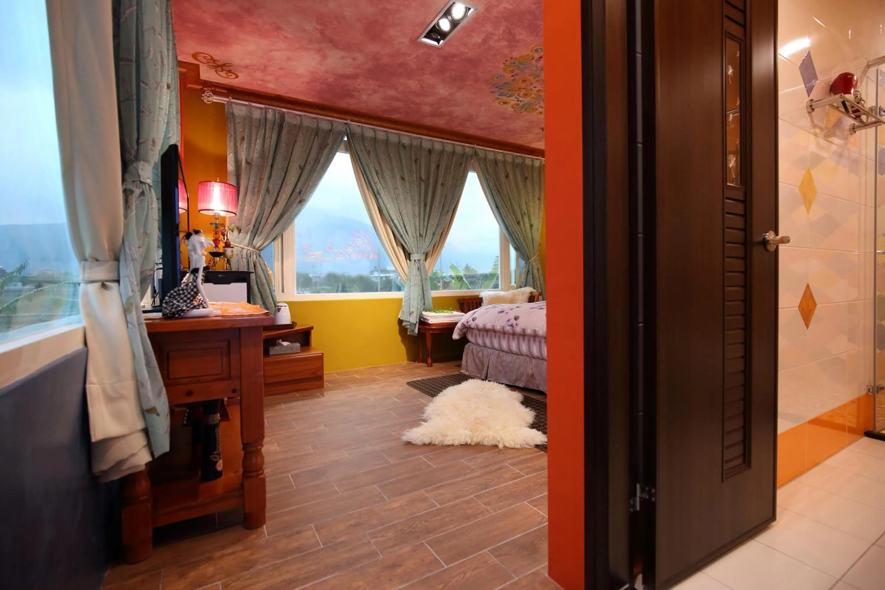 Bedroom, Bed in Sweet Heart B&B