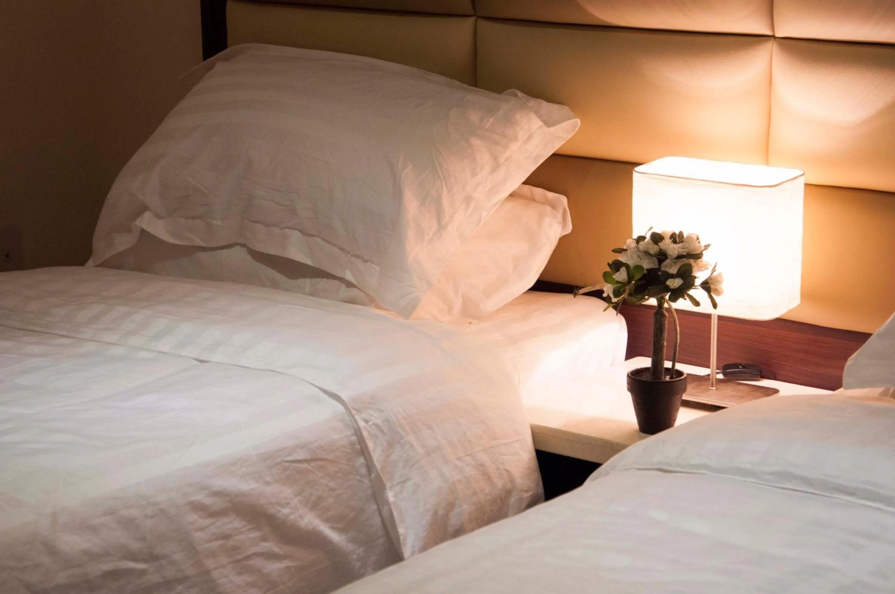Bedroom, Bed in City Suites