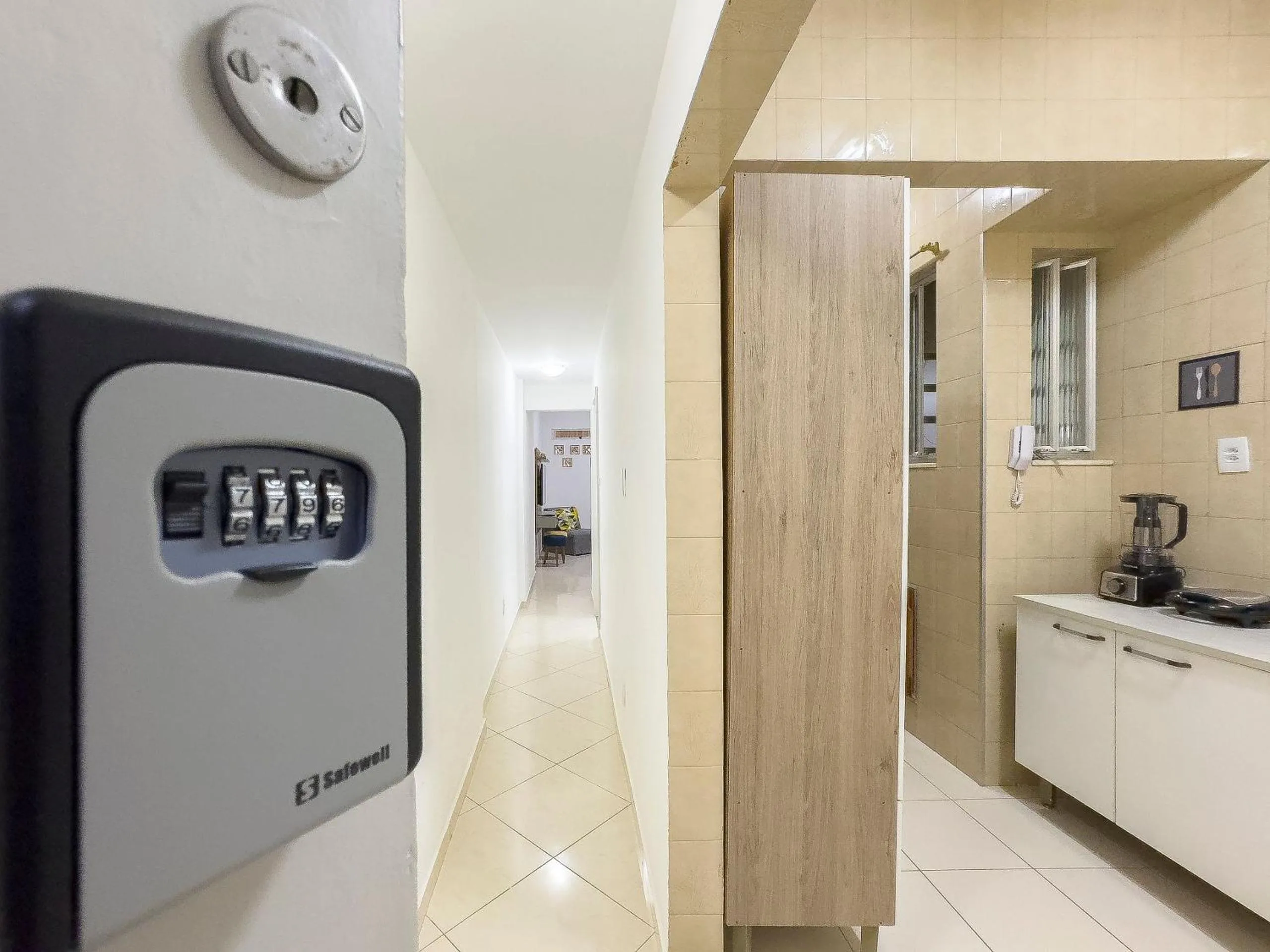 Kitchen or kitchenette in Localização Perfeita: 1Qto, 3min Orla