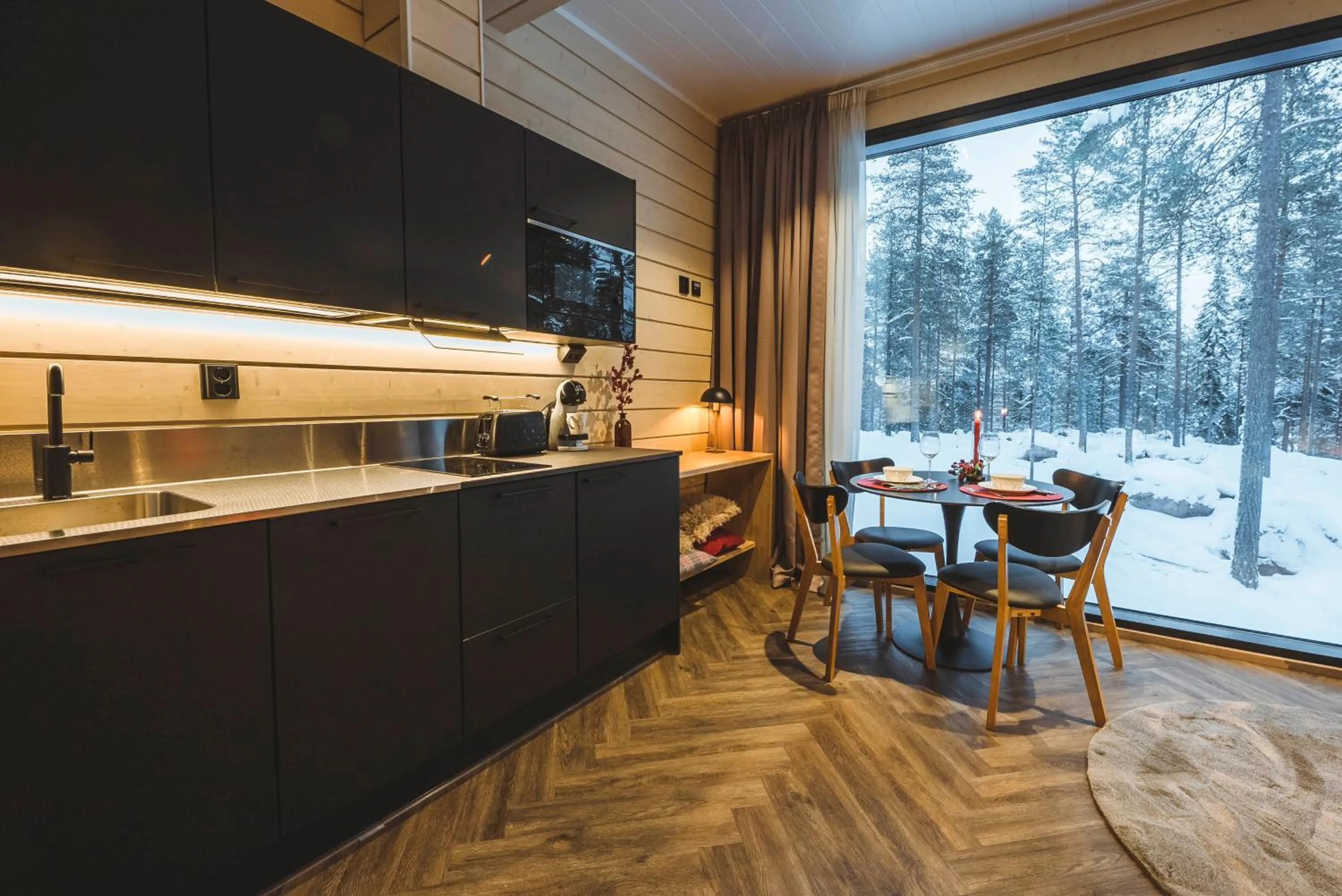 Winter in Adults Only Invisible Forest Lodge & SPA