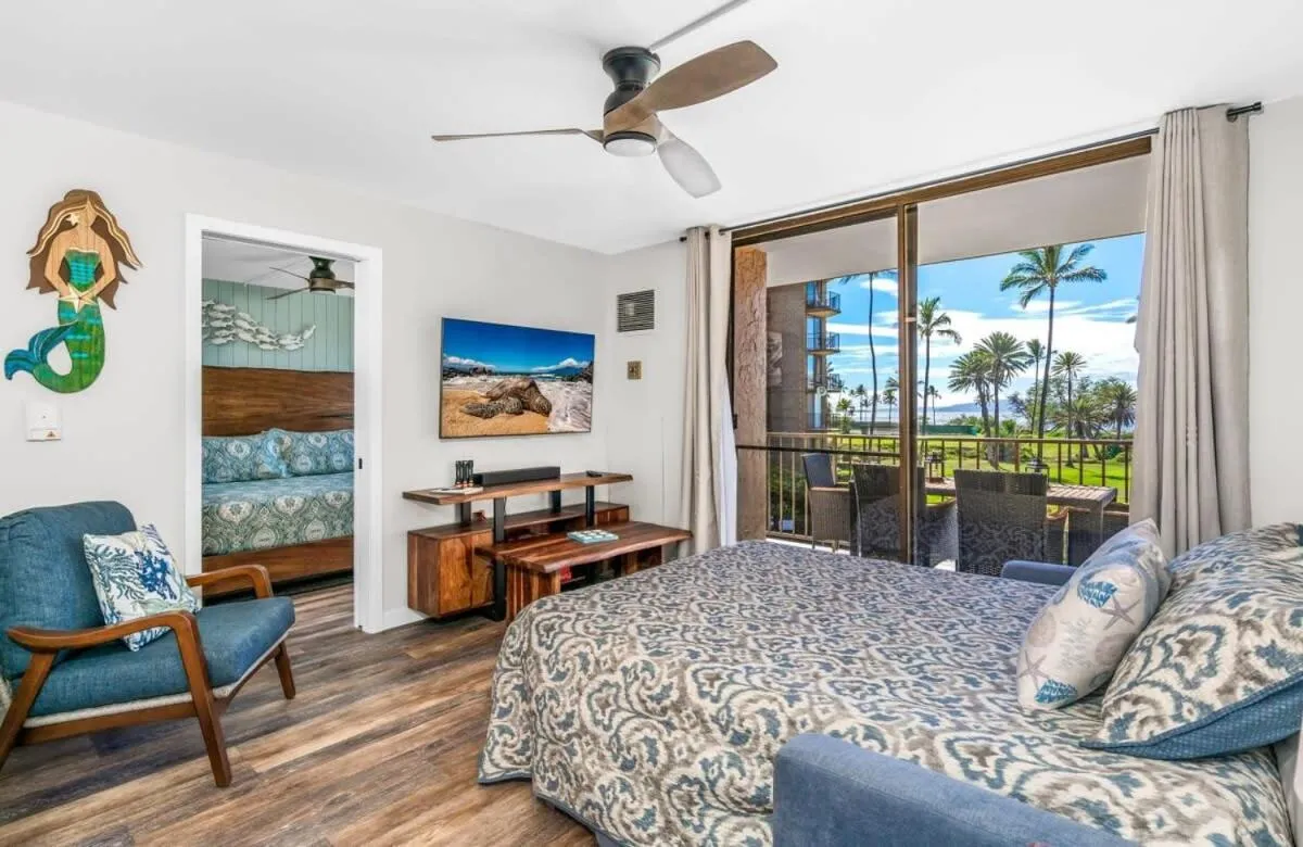 Bed in 2 2 Oceanview Modern Resort Vistas