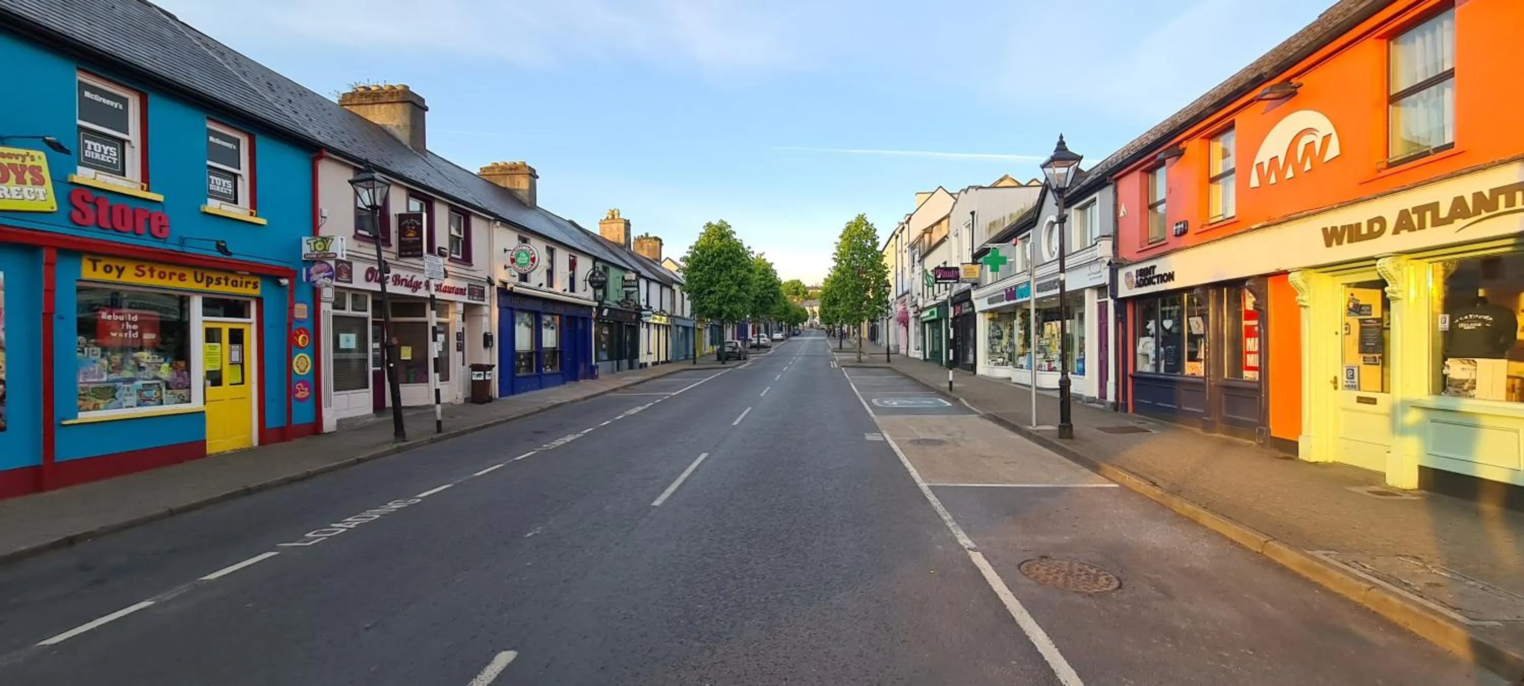 Neighbourhood in Central Westport Town House