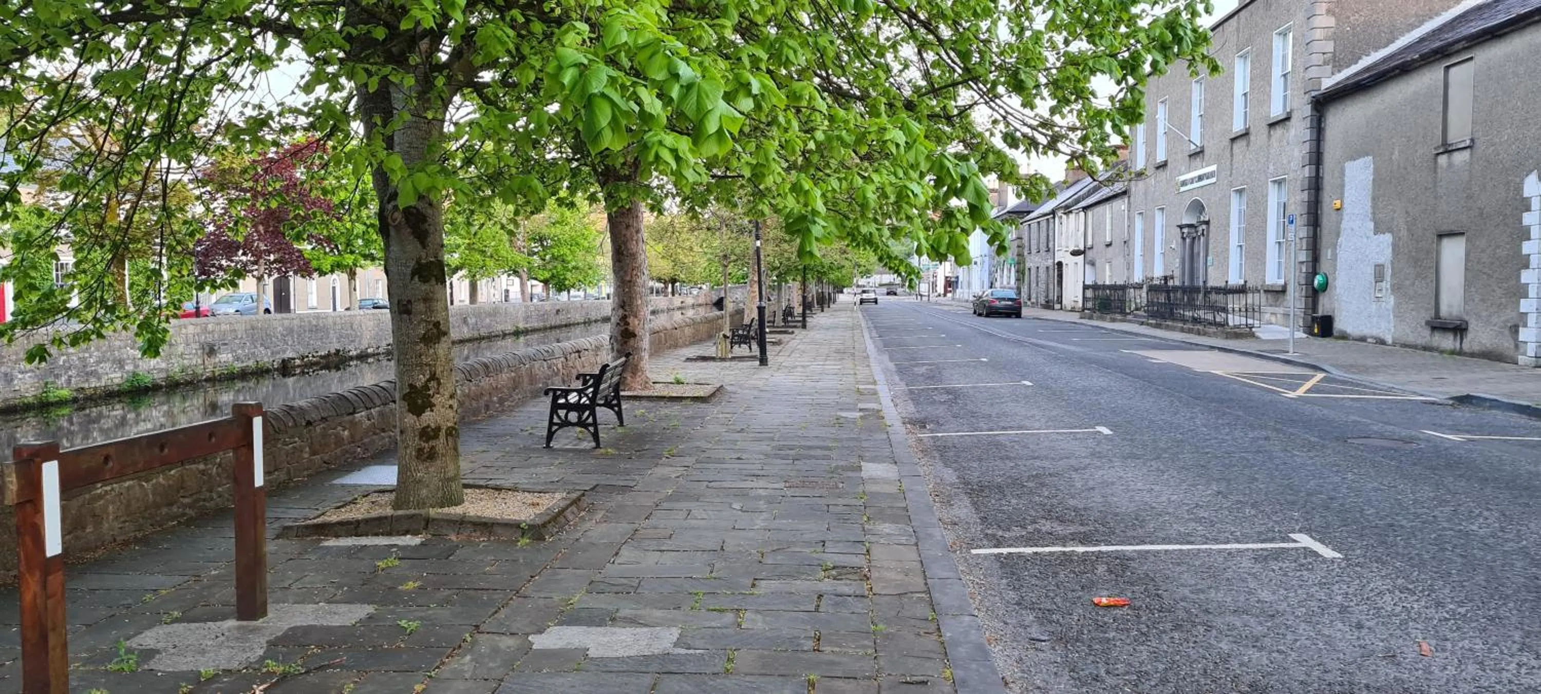Neighbourhood in Central Westport Town House