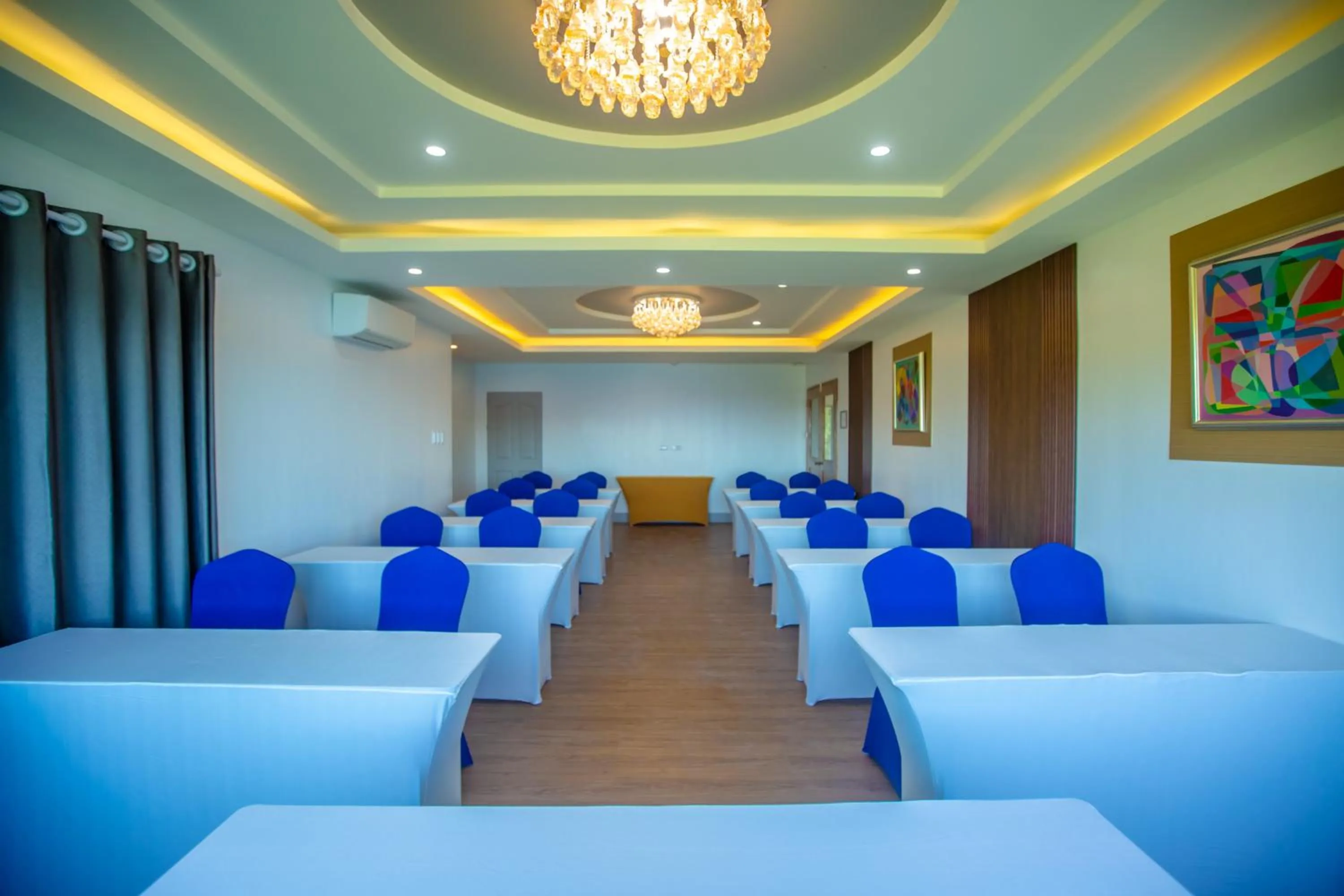 Meeting/conference room in Horizon Hotel Romblon