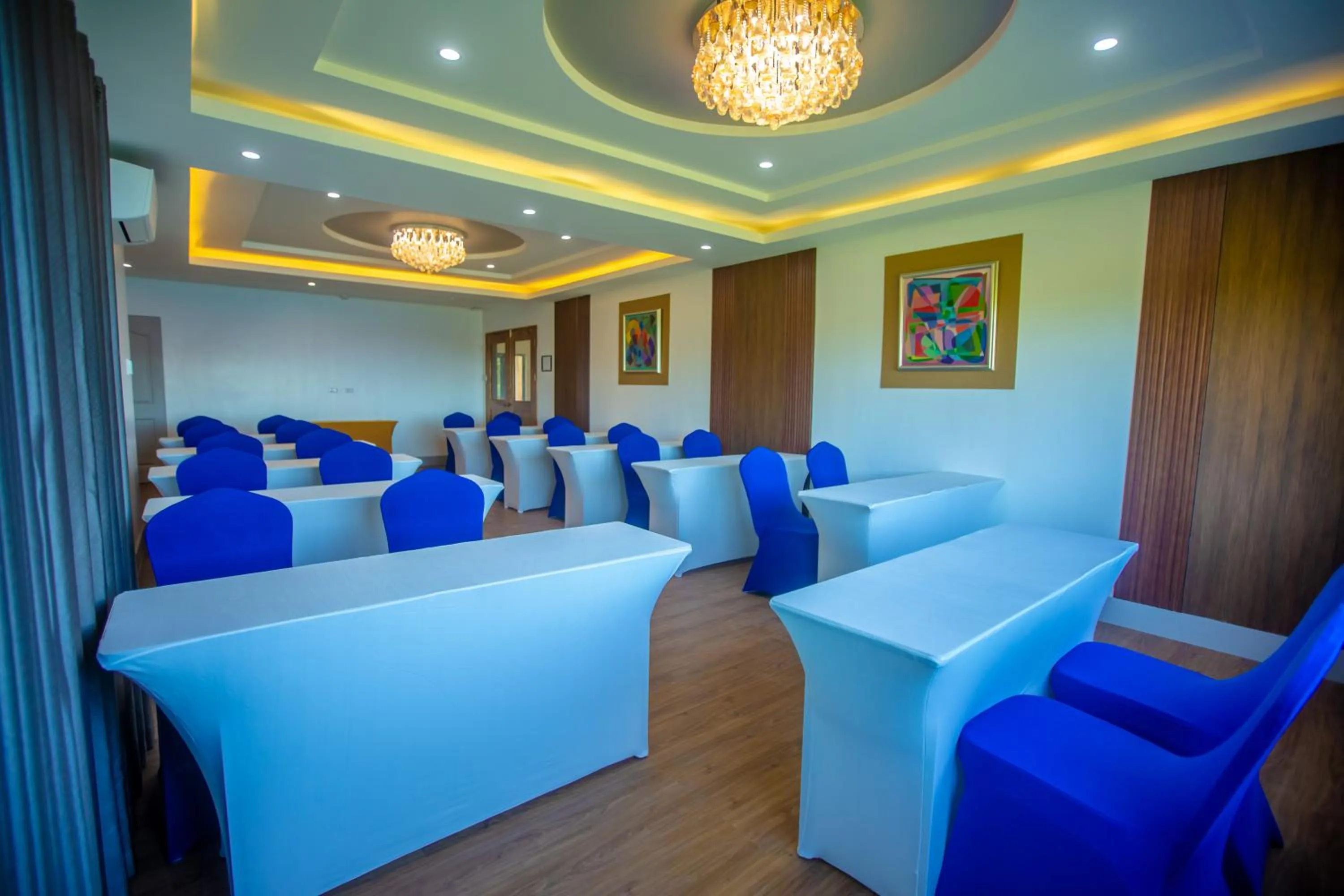 Meeting/conference room in Horizon Hotel Romblon