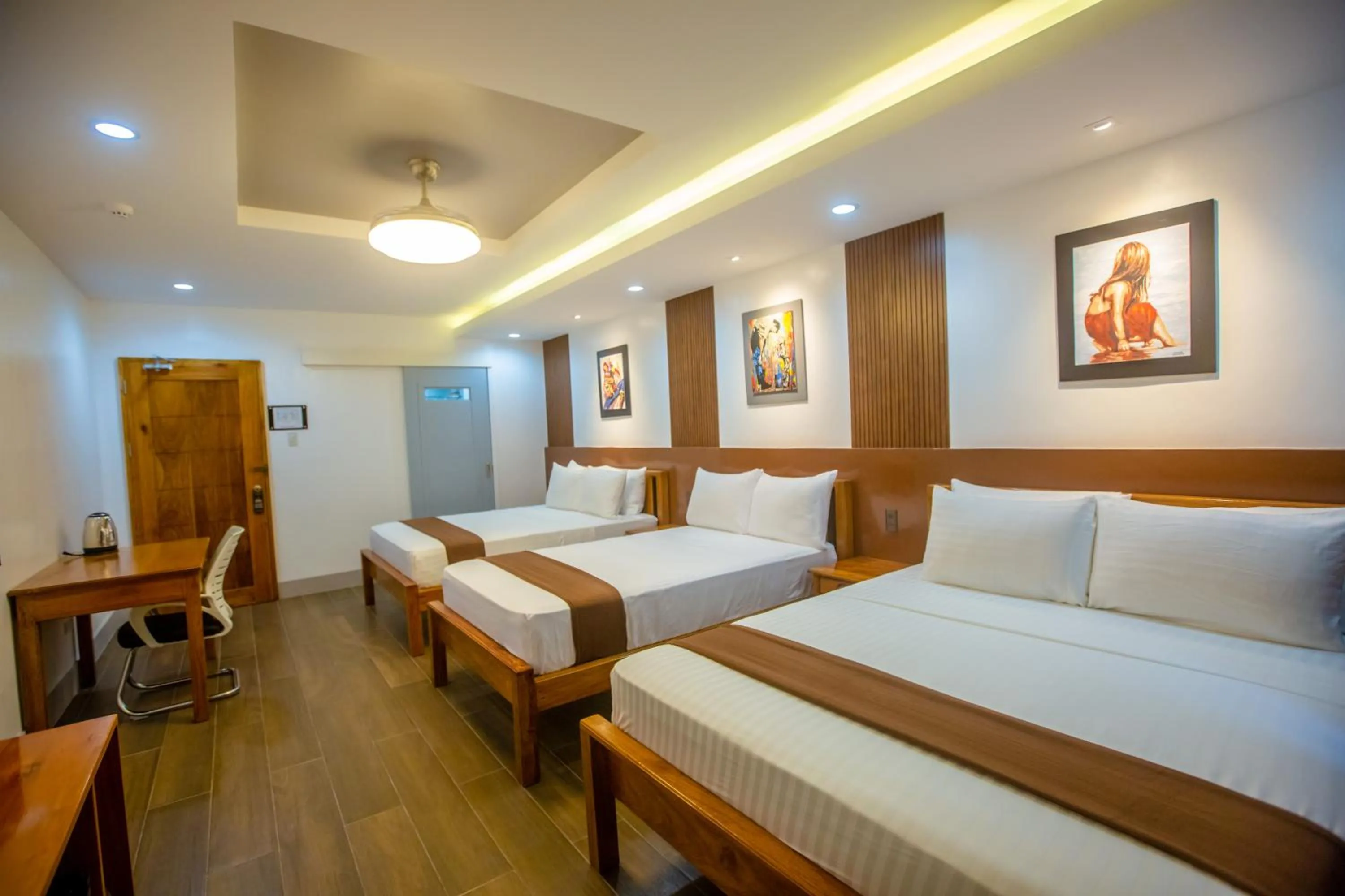 Bedroom, Bed in Horizon Hotel Romblon