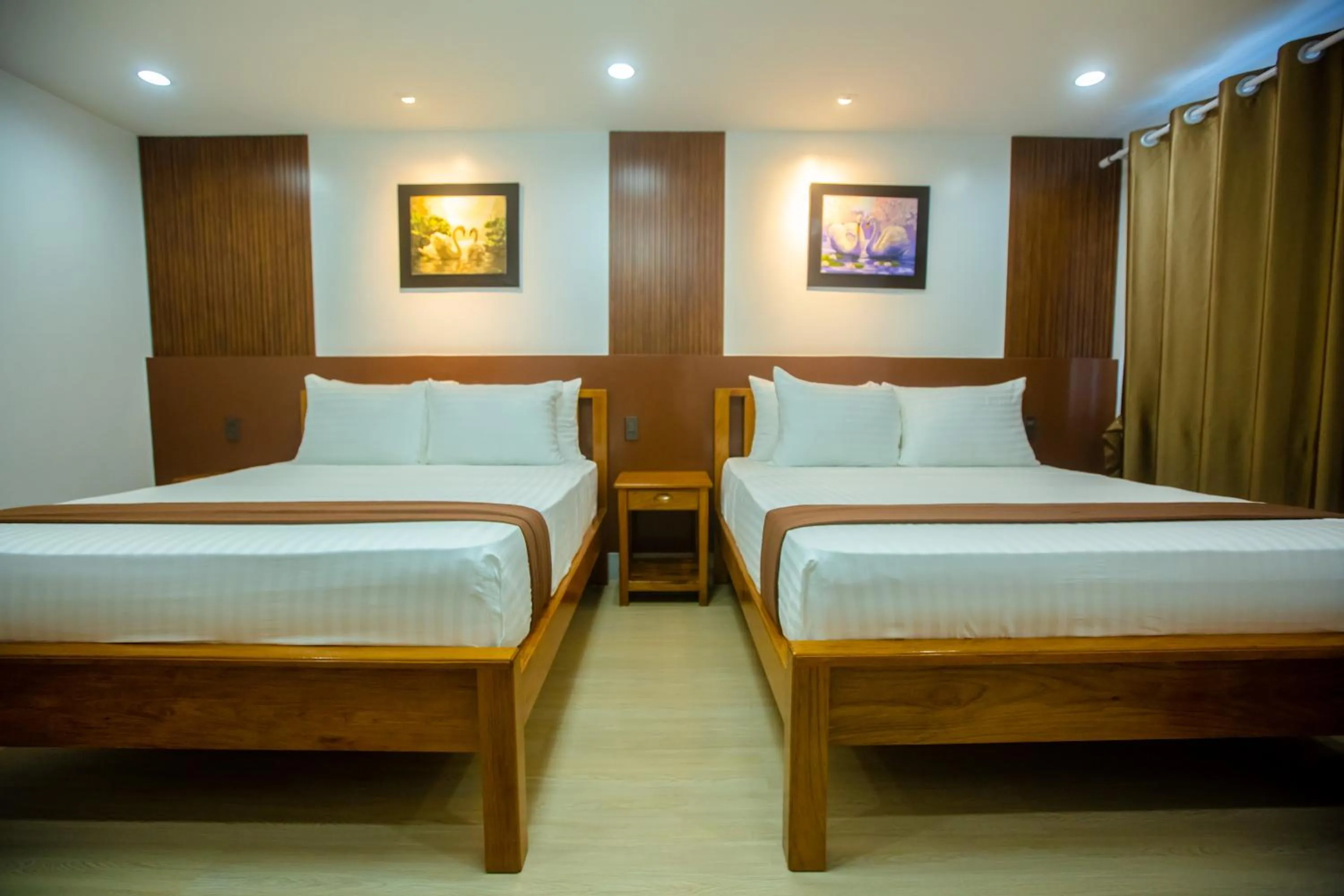 Bedroom, Bed in Horizon Hotel Romblon