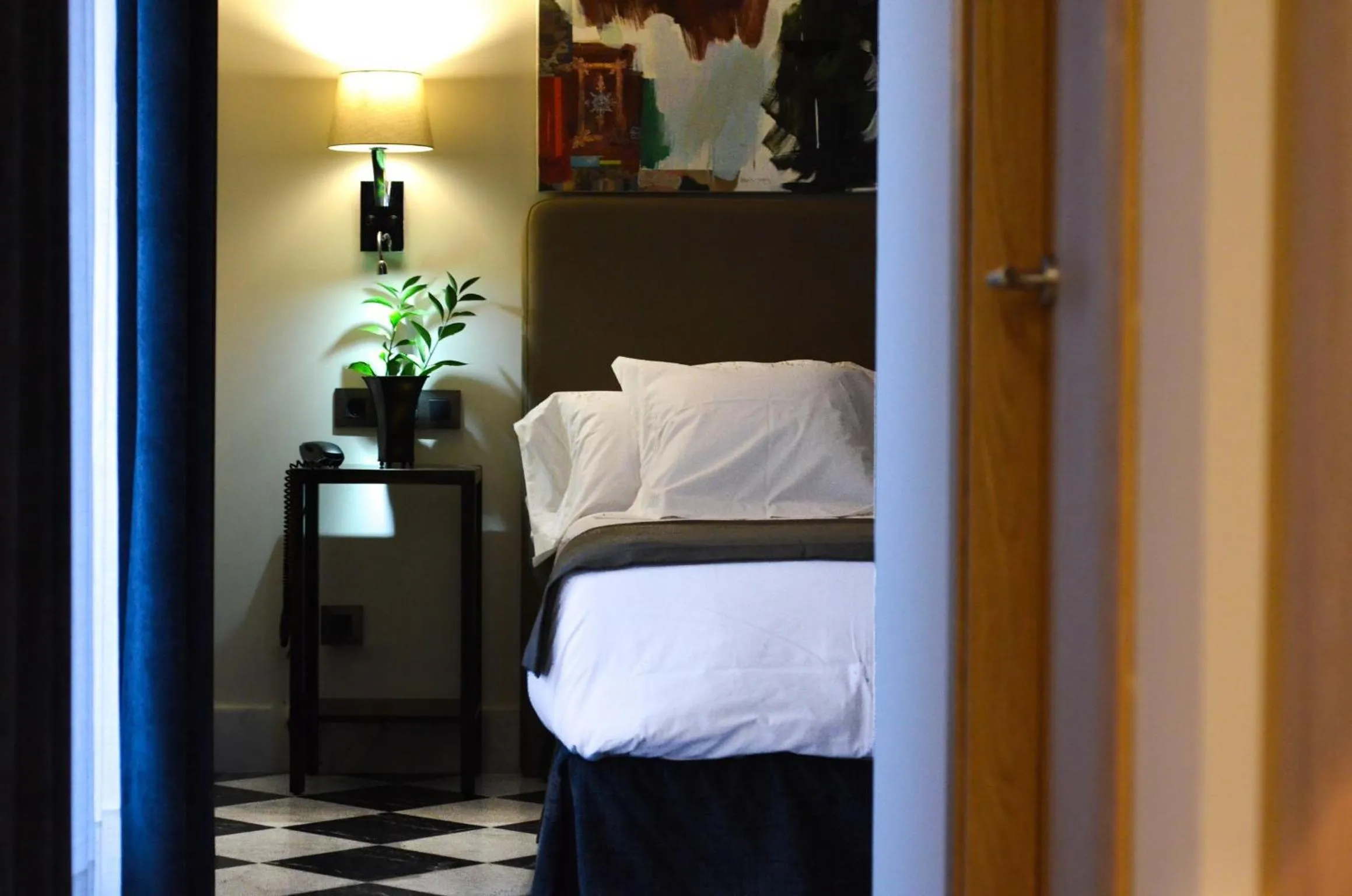 Bedroom, Bed in Aguilas5 SevillaSuites