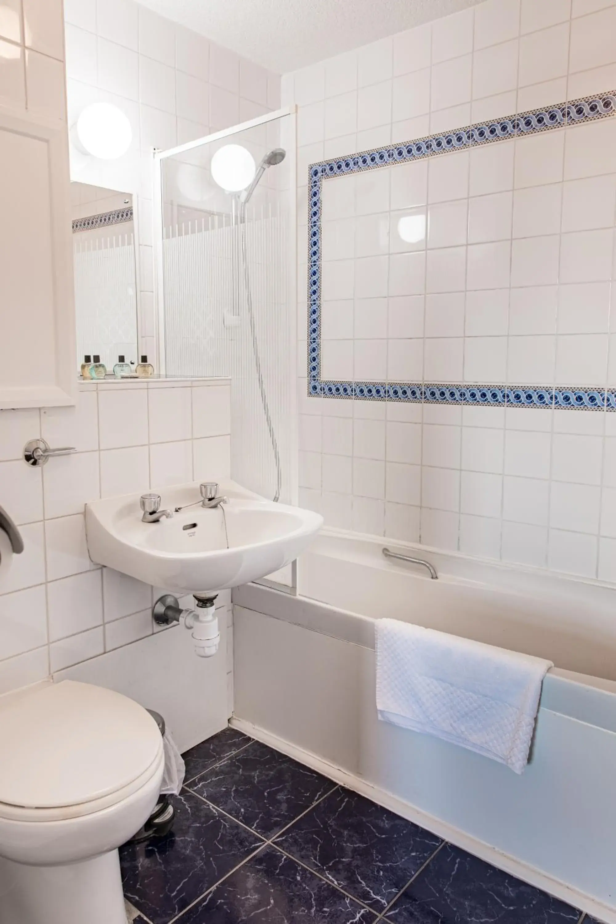 Property building, Bathroom in The Sea Hotel, Sure Hotel Collection by Best Western