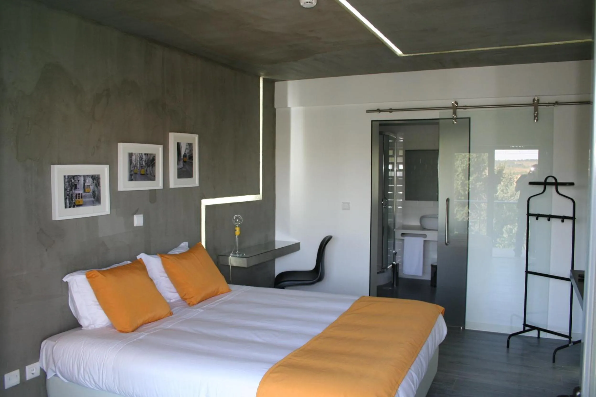 Bedroom, Bed in Vilaportuguesa