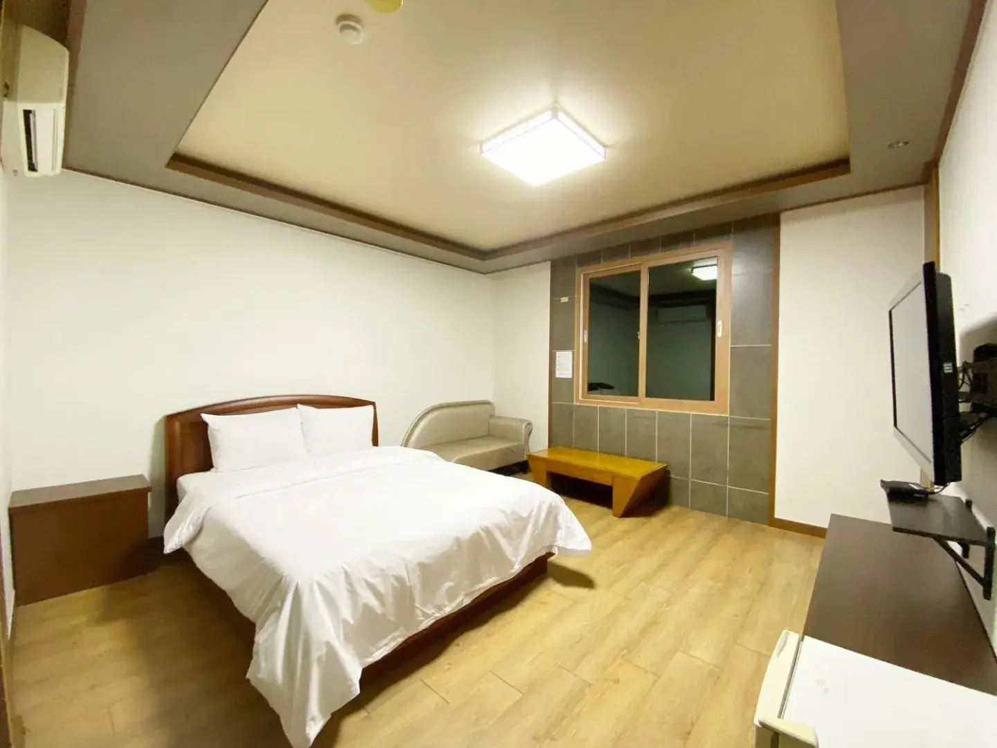 Bed in F1 Hotel Bed in F1 Hotel