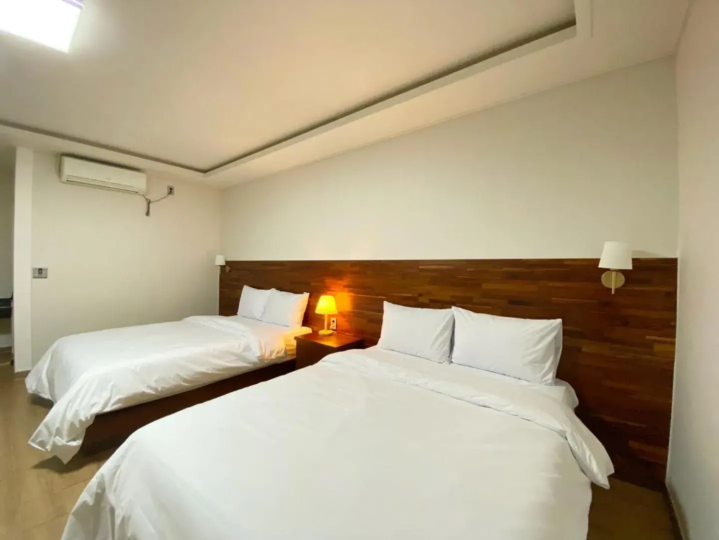 Bed in F1 Hotel Bed in F1 Hotel