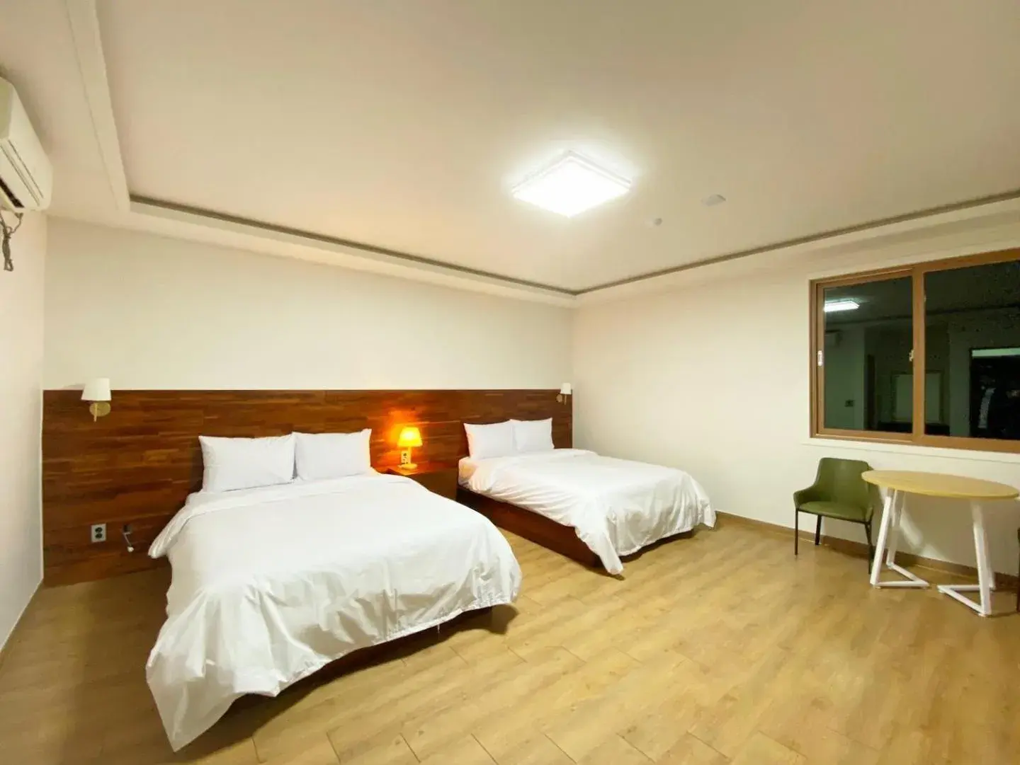 Bed in F1 Hotel Bed in F1 Hotel