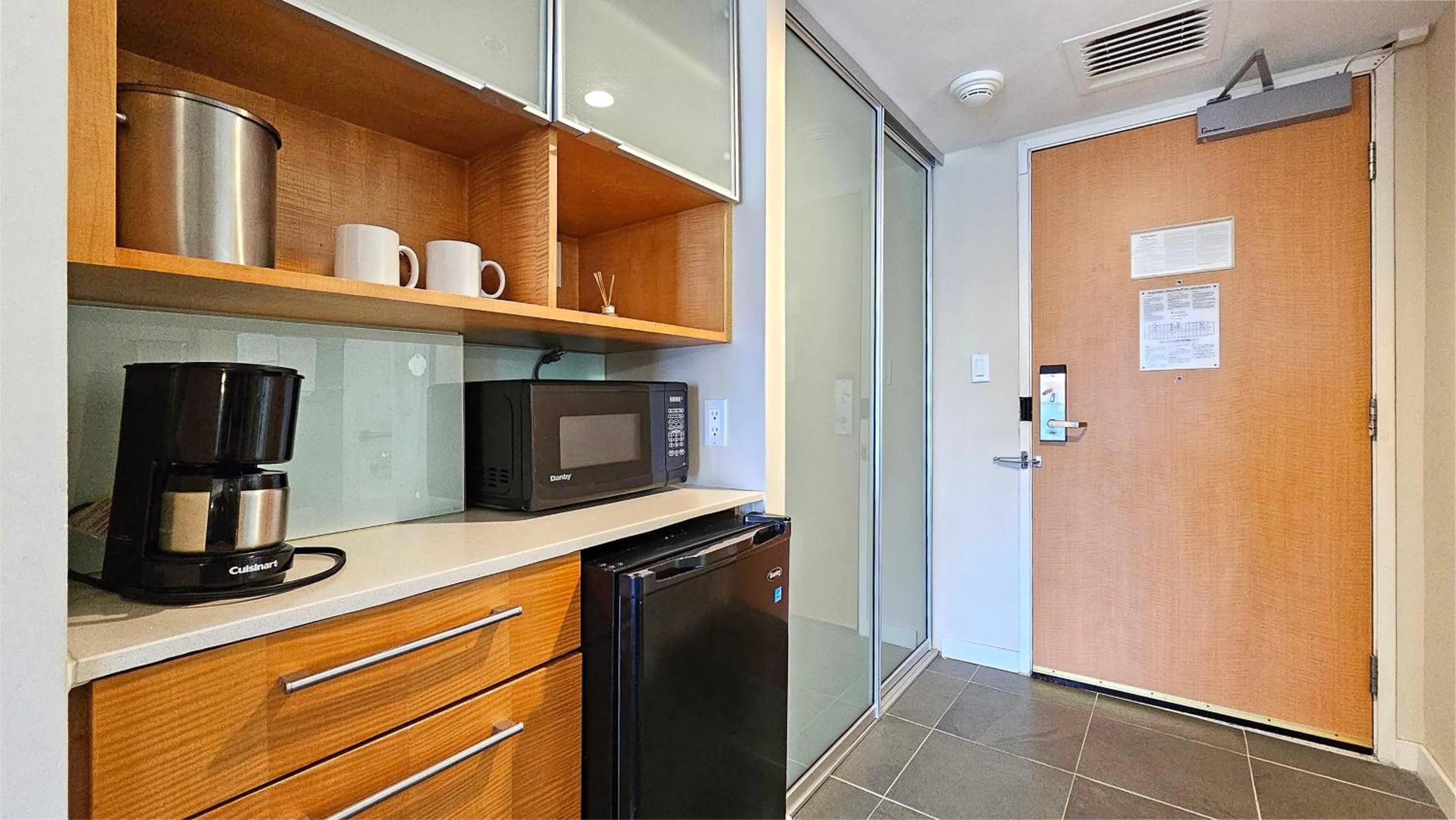 Ala Moana Hotel _ Ocean view with balcony