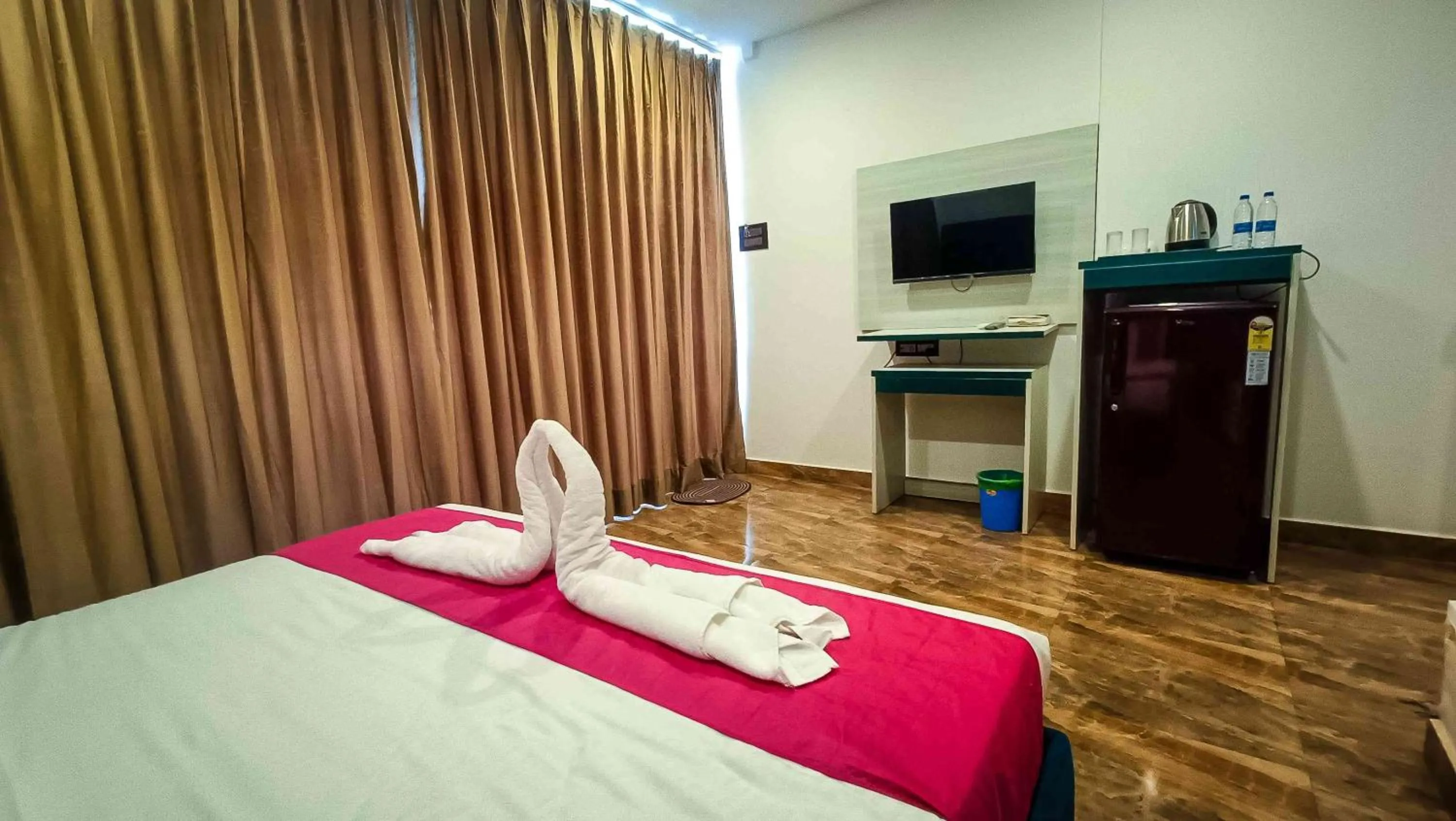 Bed in 36 Yard Beach Cottages