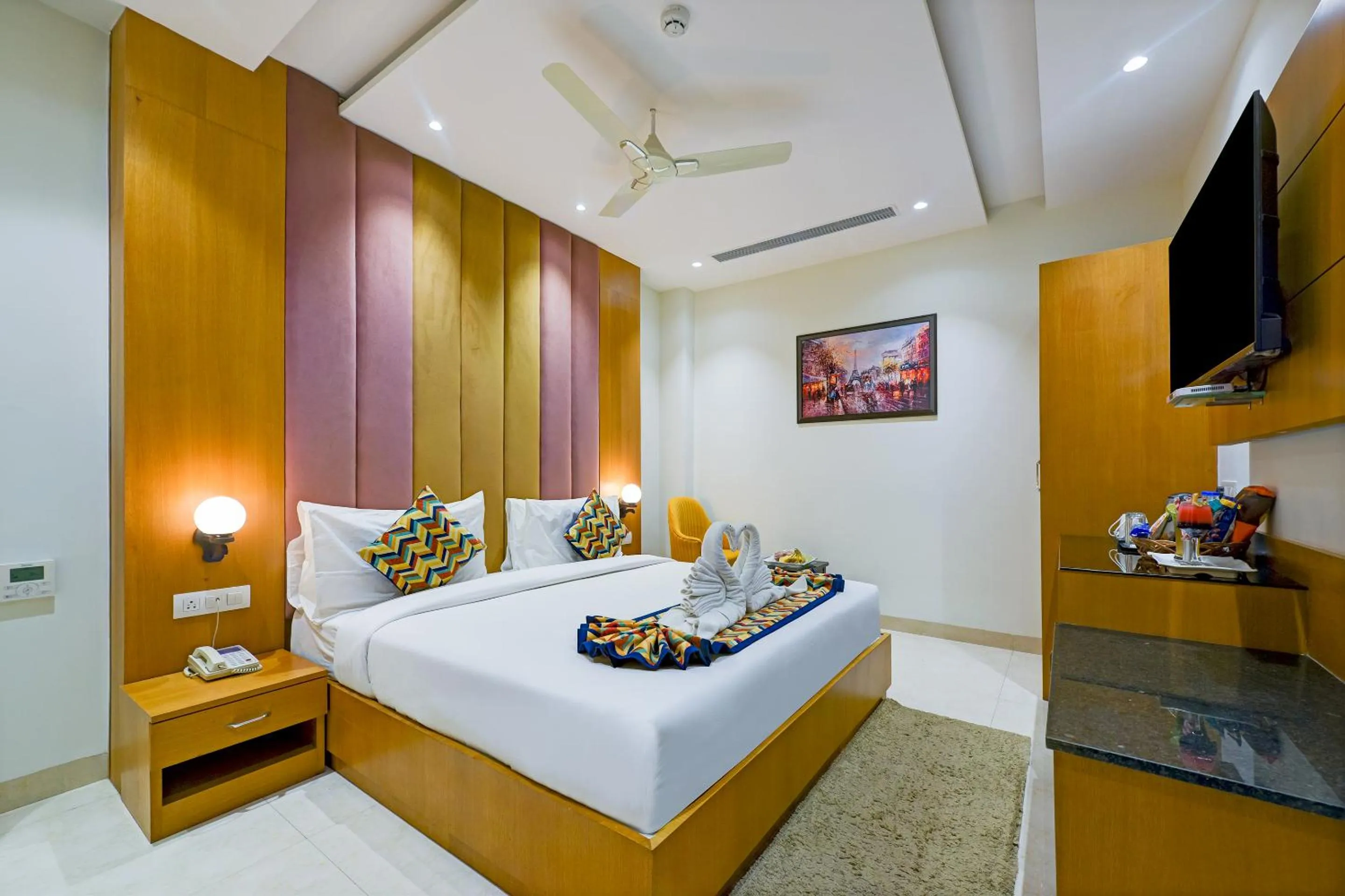 Bed in Classio Royale By iO Hotels Near Golden Temple