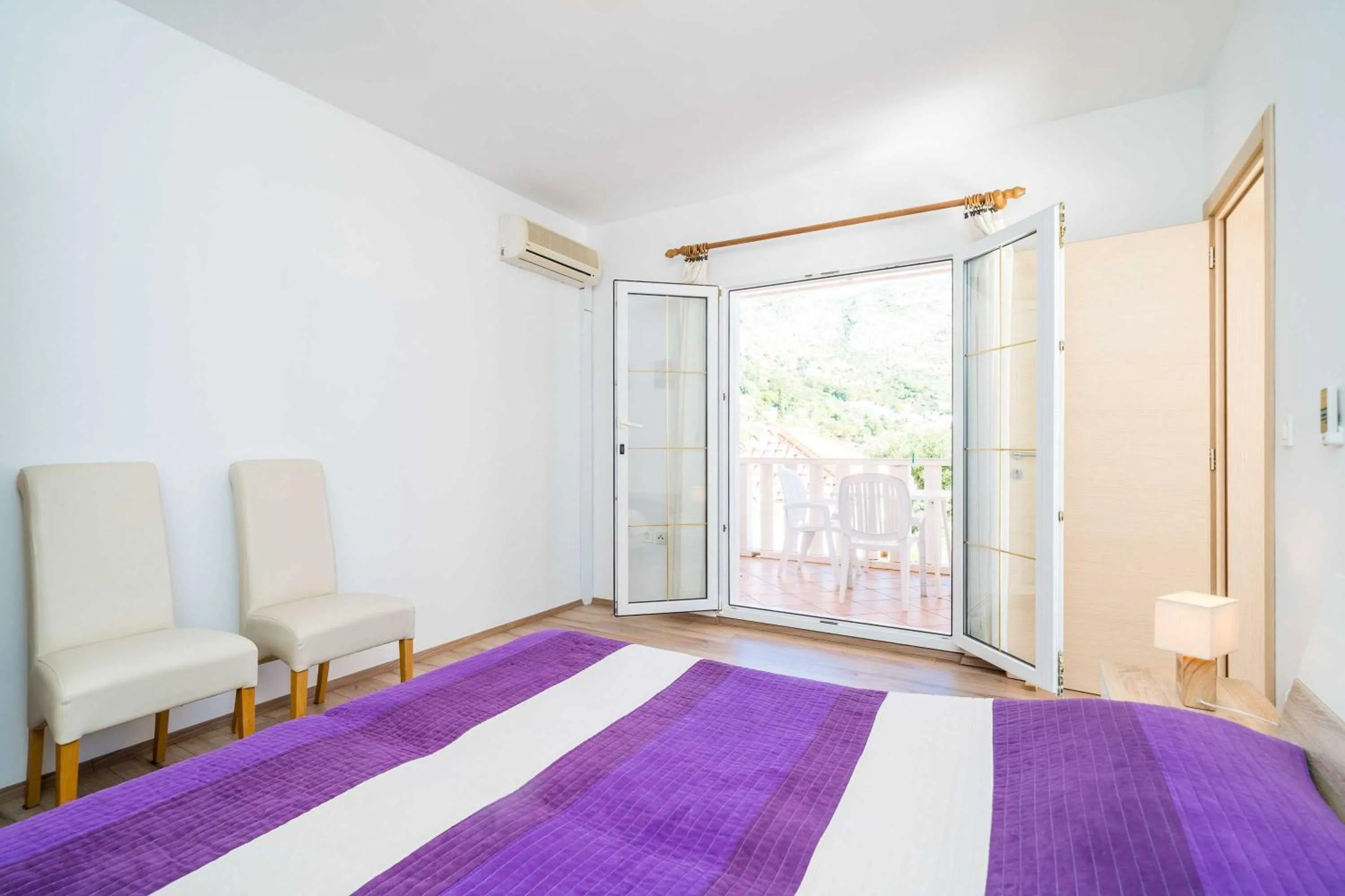 Bed in Apartments Marnic